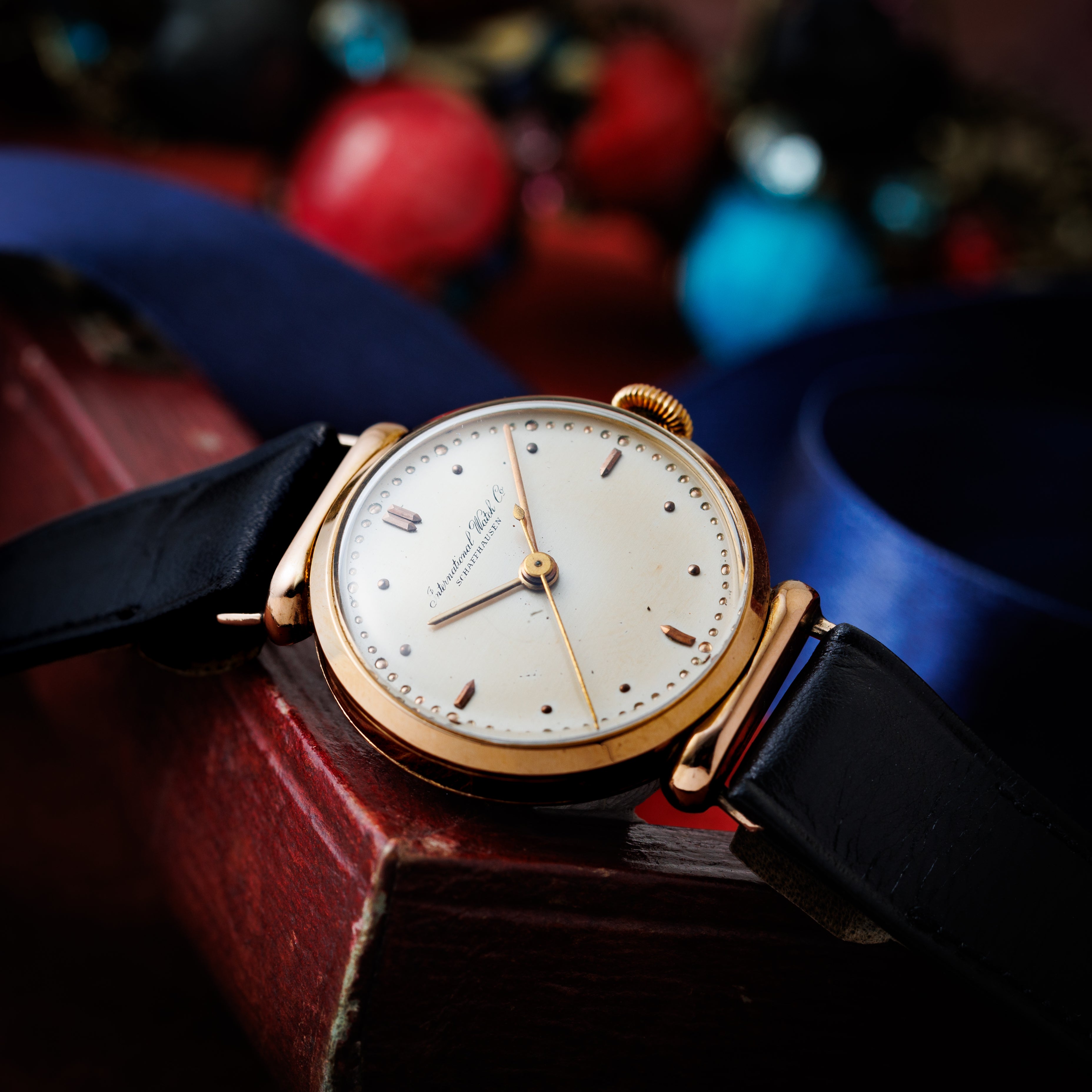 IWC 18金無垢ピンクゴールドラウンドケース 1947年製 Cal.60 手巻き