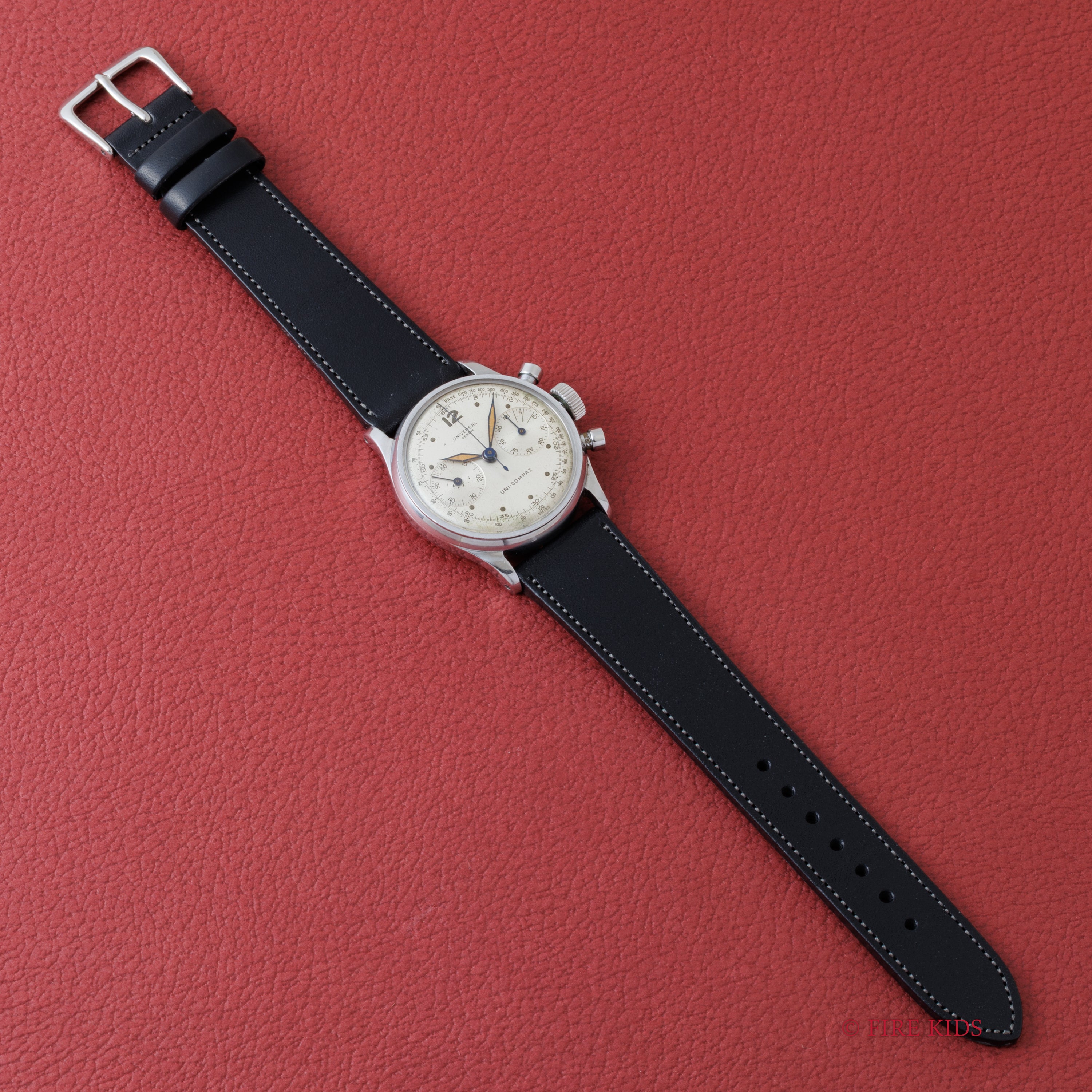 ユニバーサル・ジュネーブ ユニコンパックス 1940年代製 手巻 Cal.285 スクリューバック ラウンドプッシャー