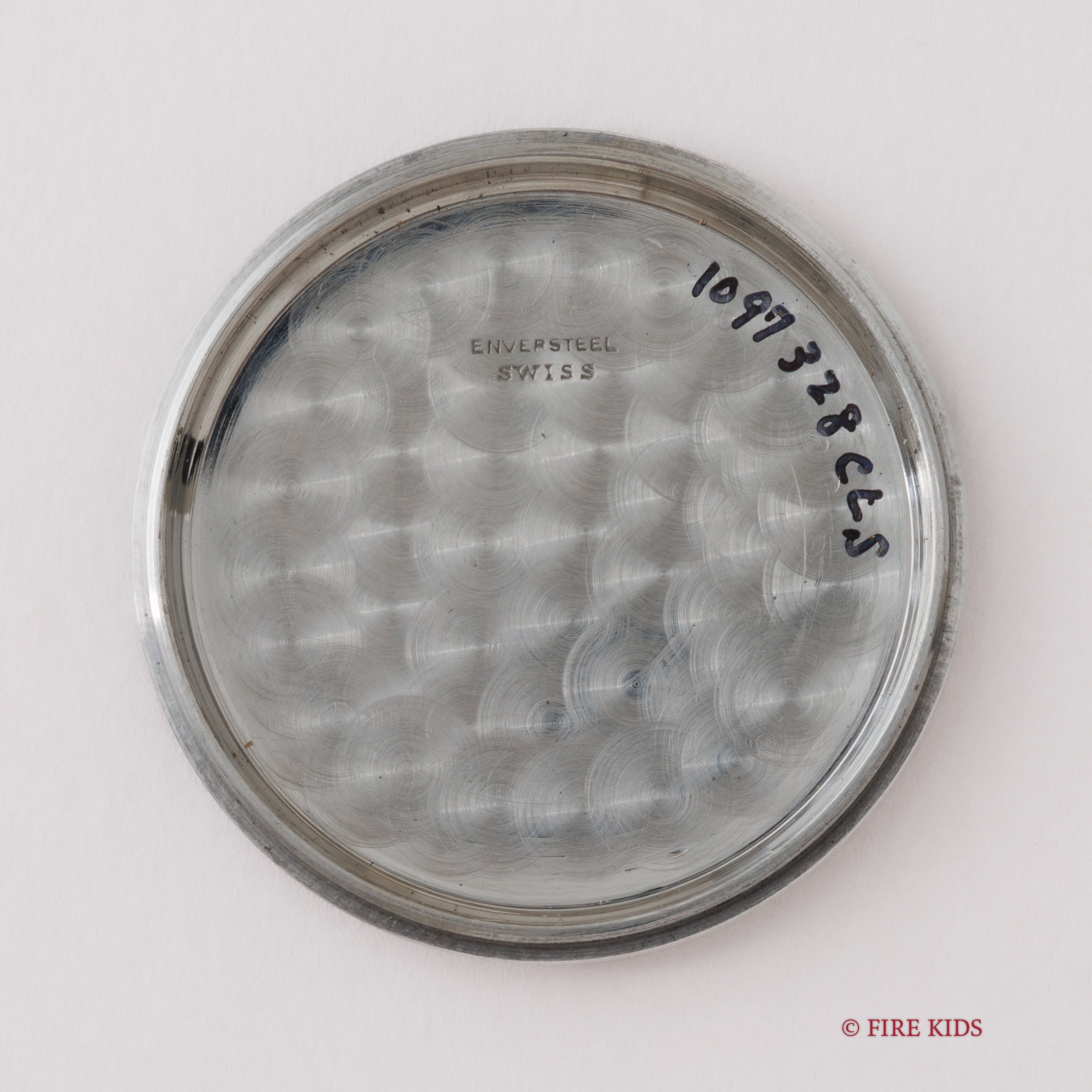 ユニバーサル・ジュネーブ ユニコンパックス 1940年代製 手巻 Cal.285 スクリューバック ラウンドプッシャー