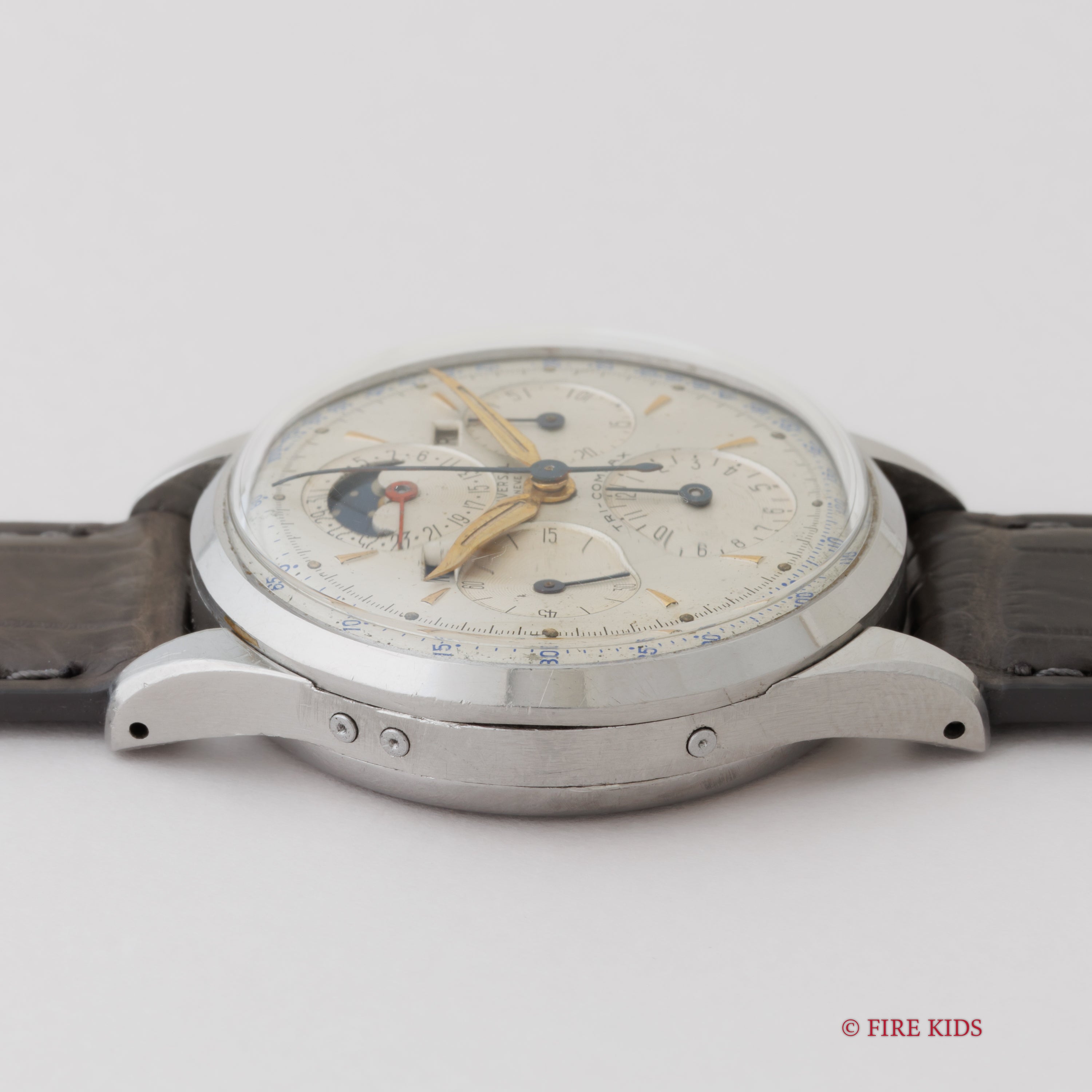 ユニバーサル・ジュネーブ トリコンパックス 1950年代製 Ref.22279 2 Cal.481トリプルカレンダームーンフェイズクロノグラフ