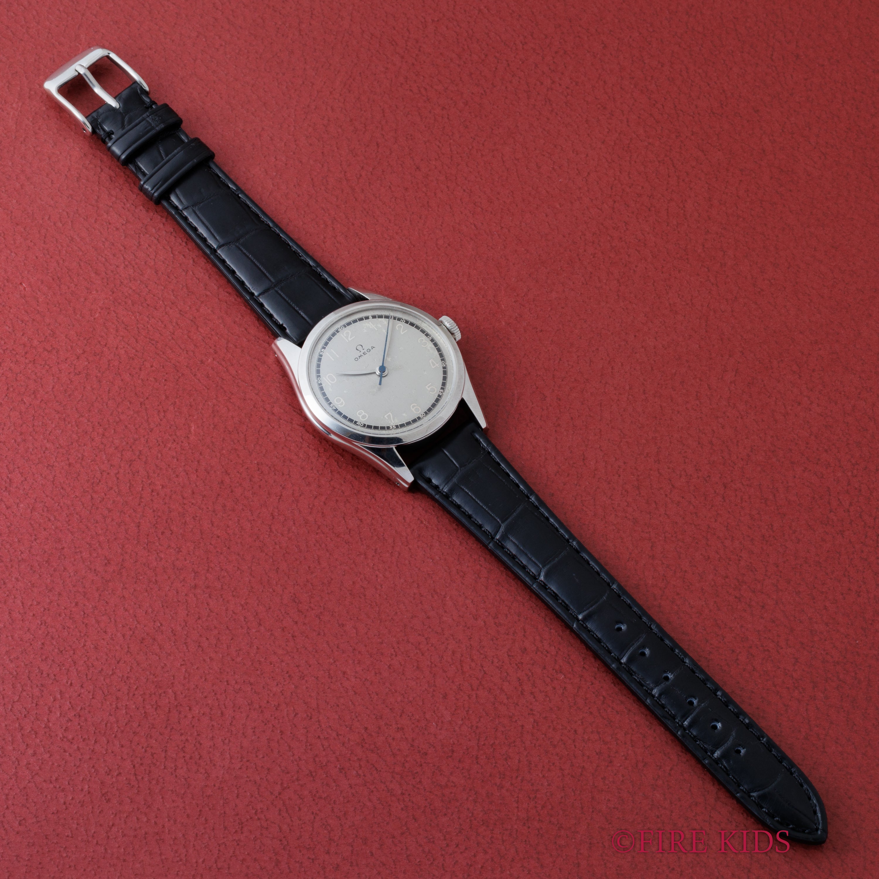 オメガ 30mmキャリバー 1950年製(昭和25年製)手巻 Cal.283 Ref.2537-10 グレーツートンダイヤル