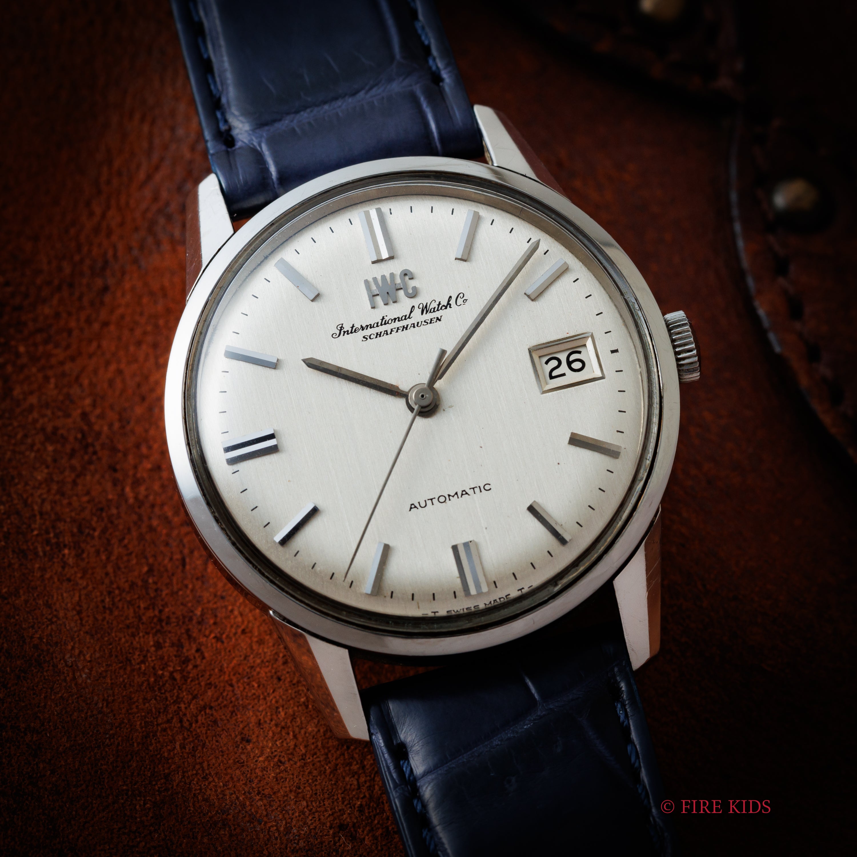 IWC ラウンドケース 1968年製 ペラトン式自動巻 Ref.R810A シルバーダイヤル