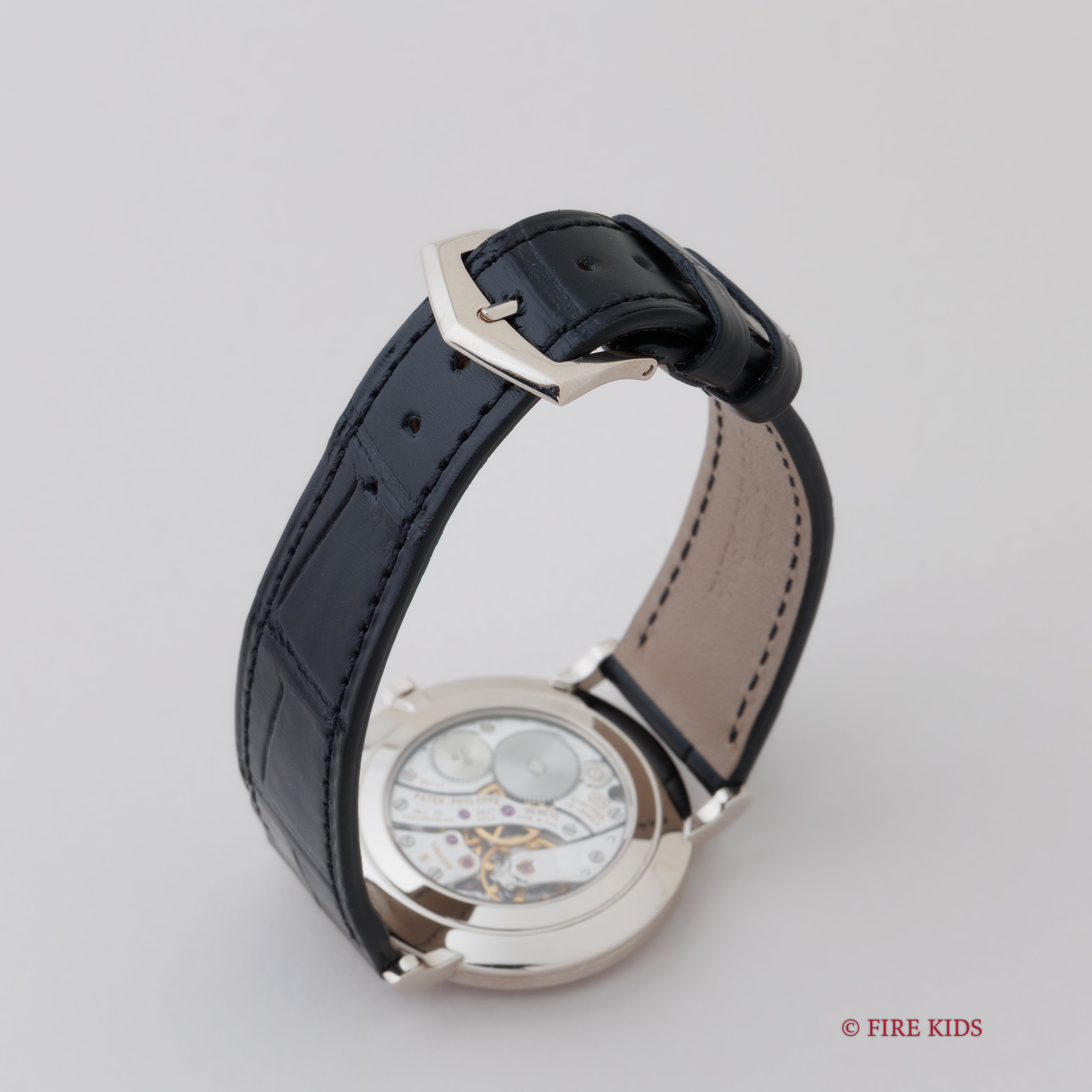 パテックフィリップ カラトラバ ホワイトローマンダイヤル 日本限定 1999年製 手巻き Cal.215 18金ホワイトゴールド 箱、アーカイブ、純正18金ホワイトゴールド尾錠付き