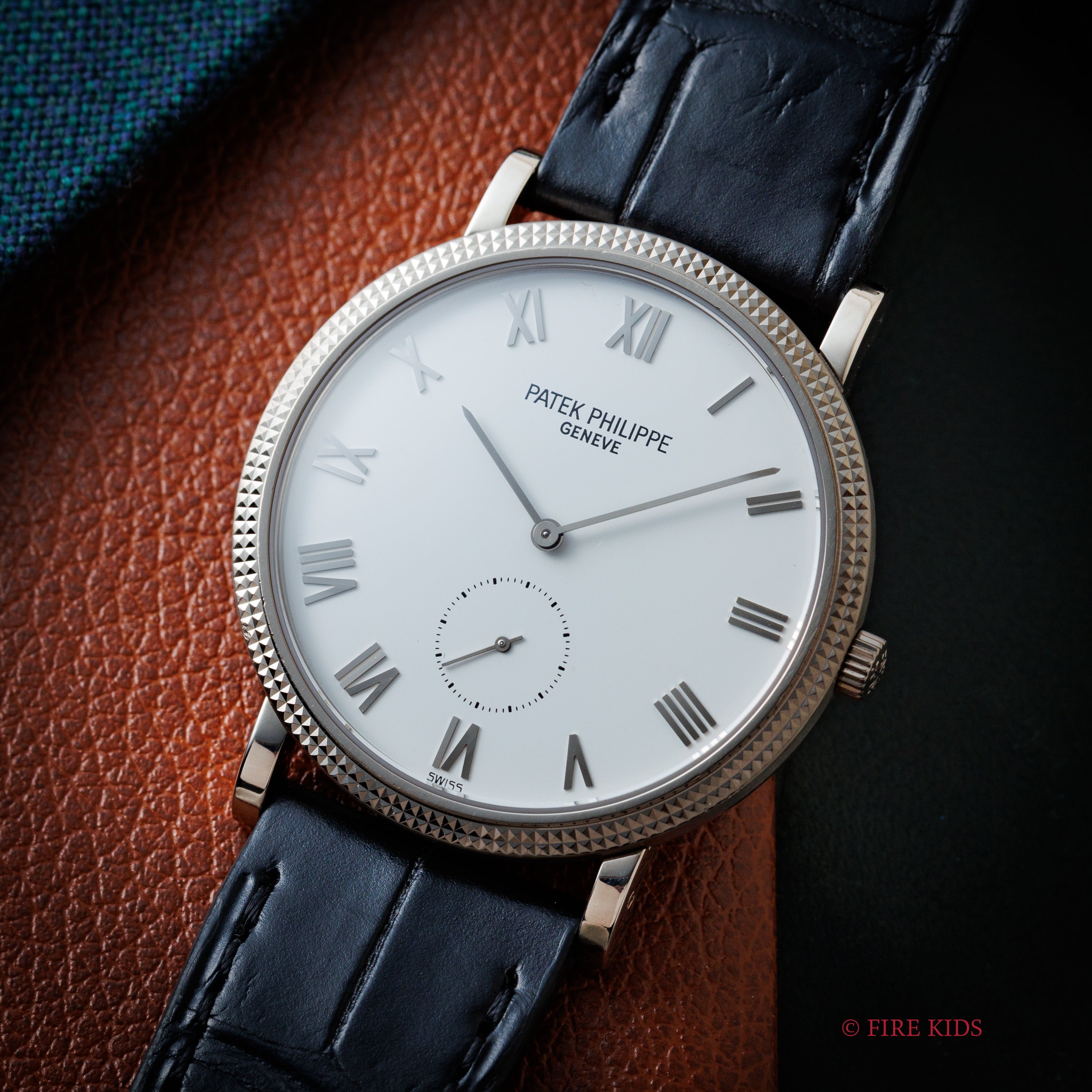 パテックフィリップ カラトラバ ホワイトローマンダイヤル 日本限定 1999年製 手巻き Cal.215 18金ホワイトゴールド 箱、アーカイブ、純正18金ホワイトゴールド尾錠付き