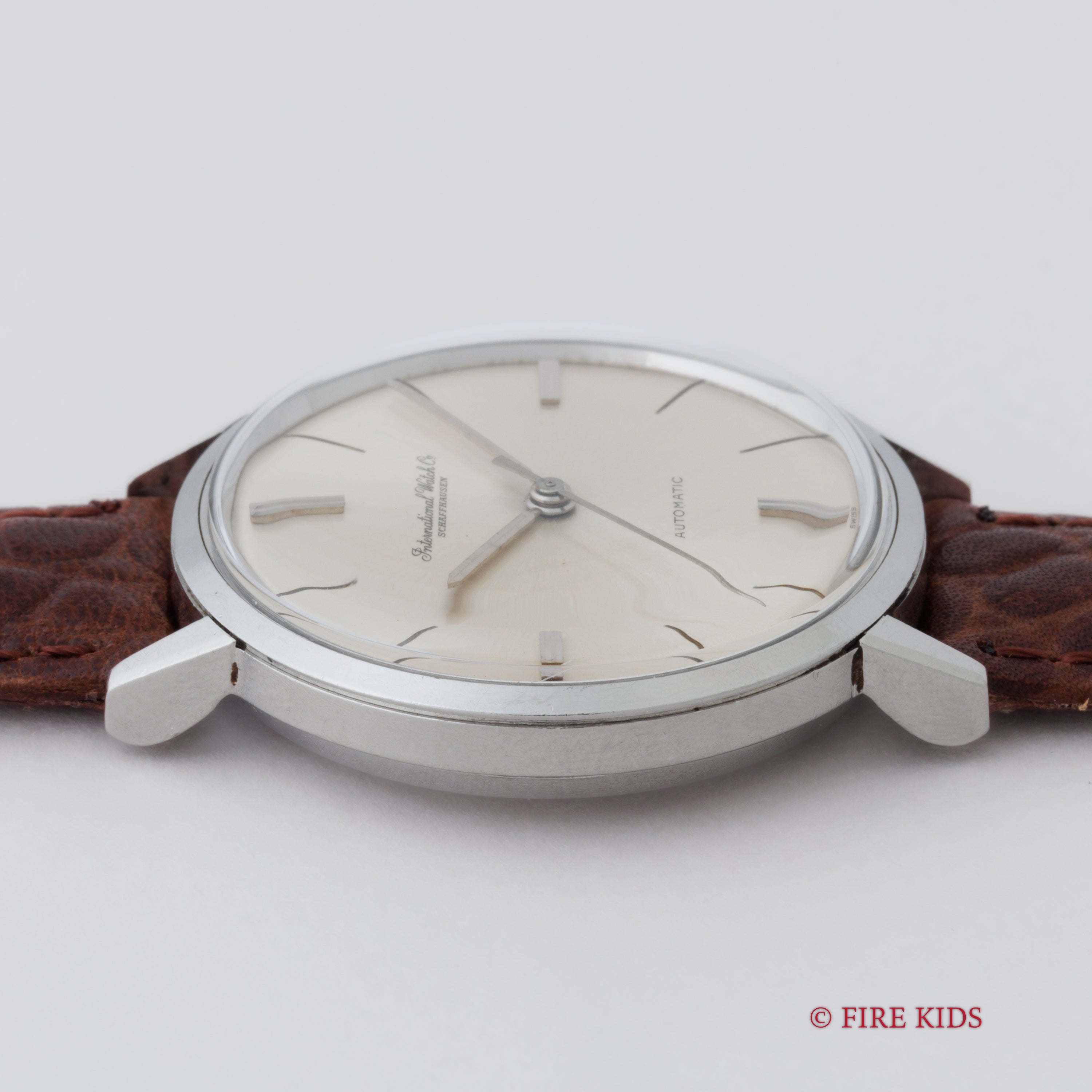 IWC 1963年製 ラウンドケース Ref.603A ペラトン式自動巻 Cal.853 ノンデイト お魚リューズ