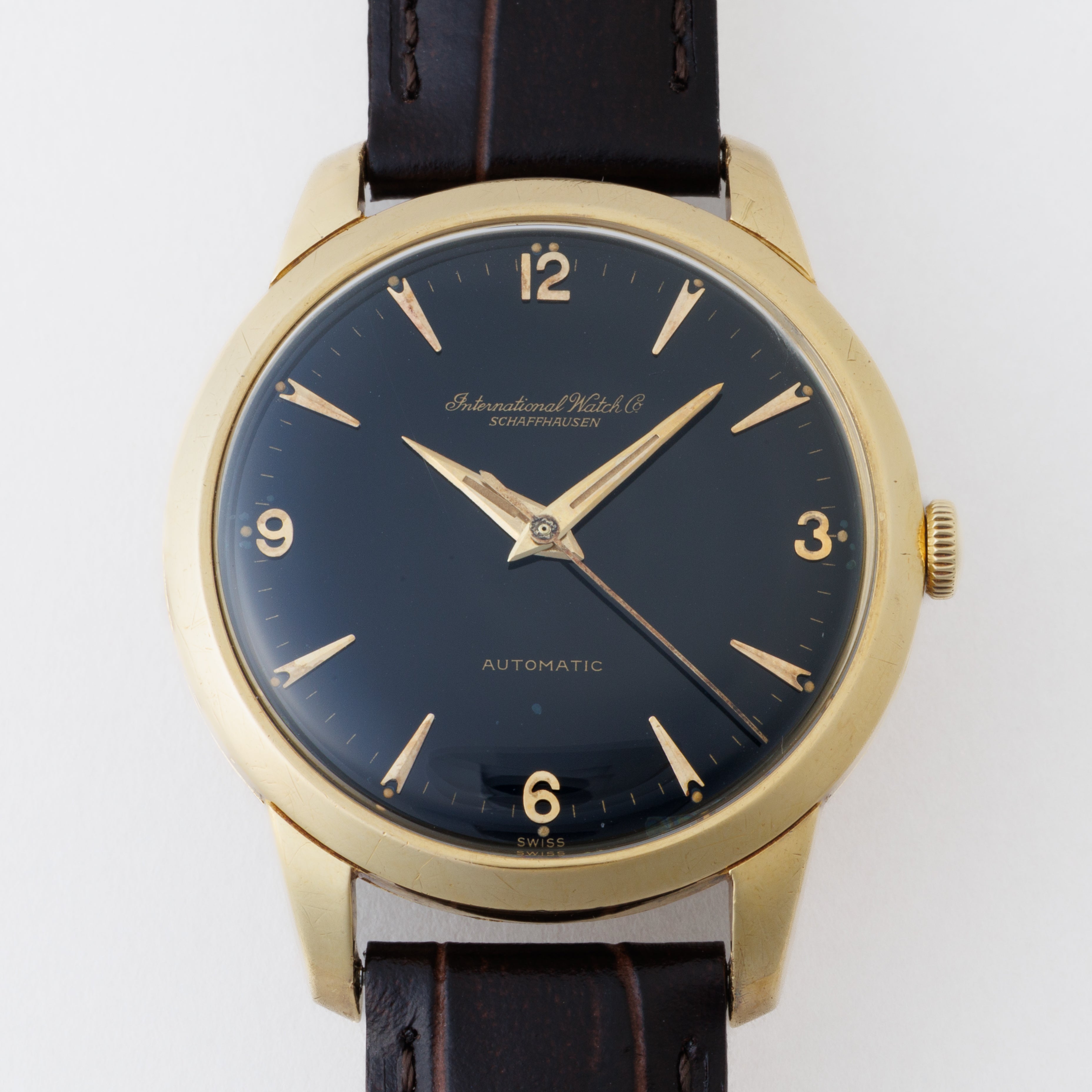 IWC ラウンドケース 18金無垢 1954年製 ブラックミラーダイヤル 箱付き