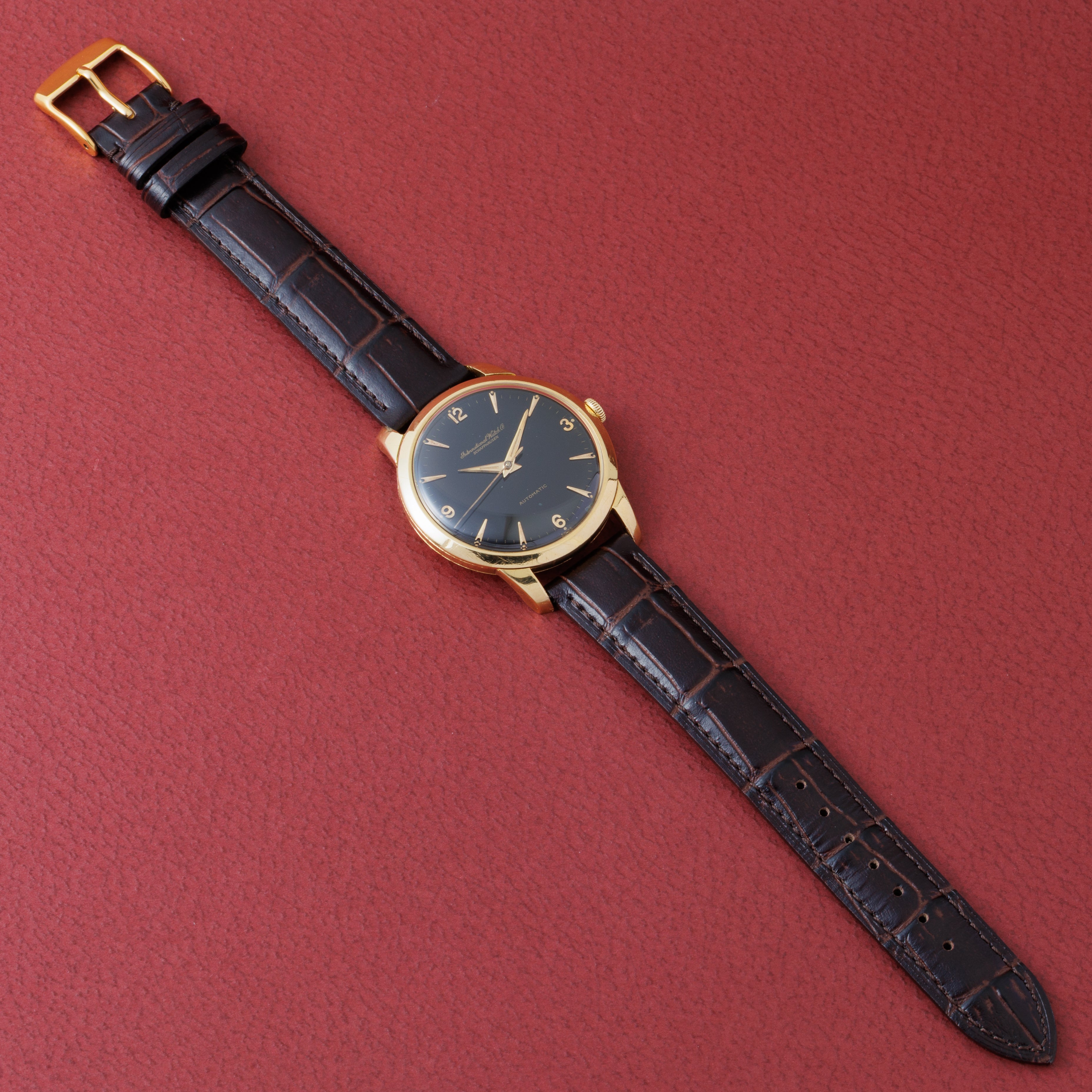 IWC ラウンドケース 18金無垢 1954年製 ブラックミラーダイヤル 箱付き