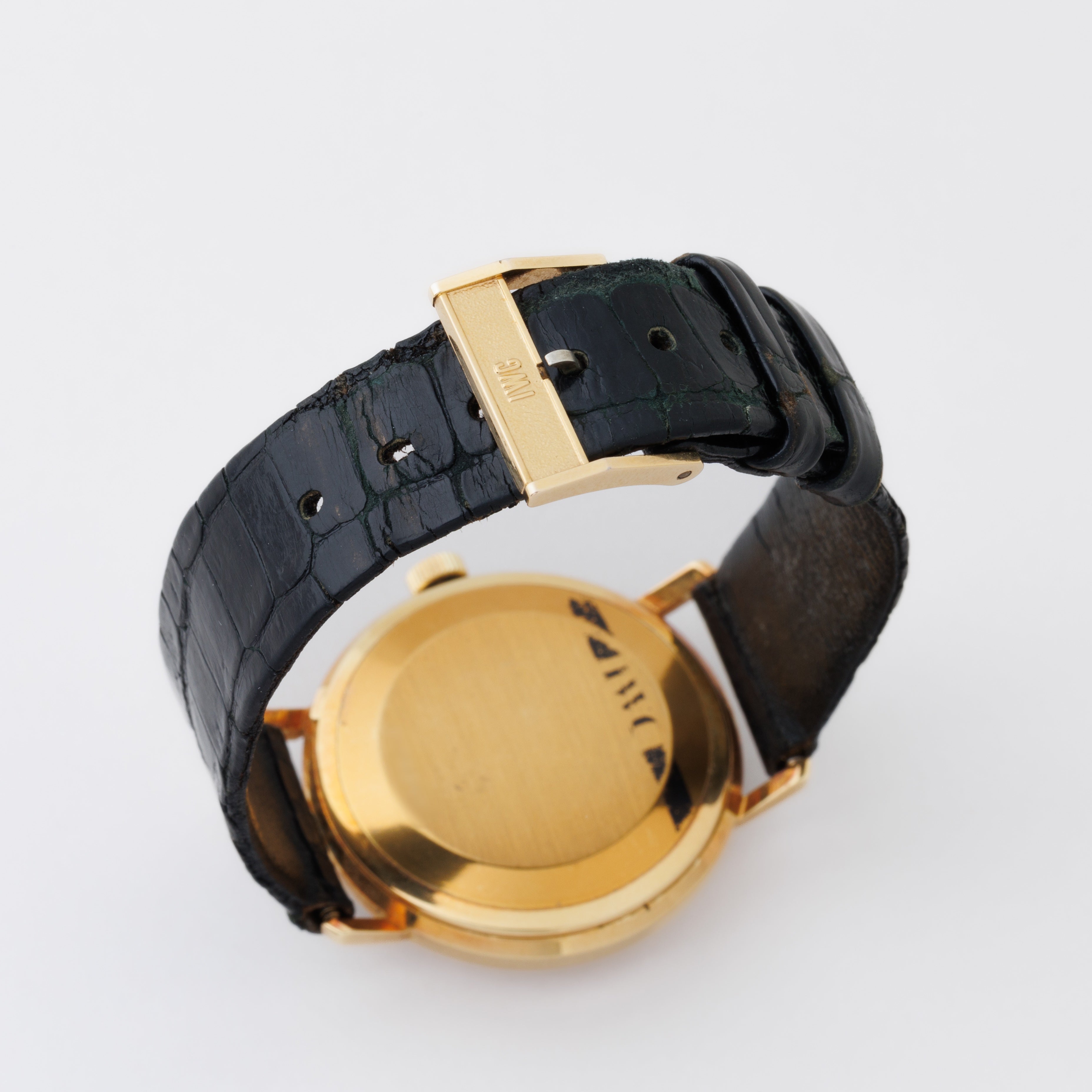 IWC 18金無垢オートマチック 1977年製 ペラトン式自動巻 Cal.8541B 純正GF尾錠付き