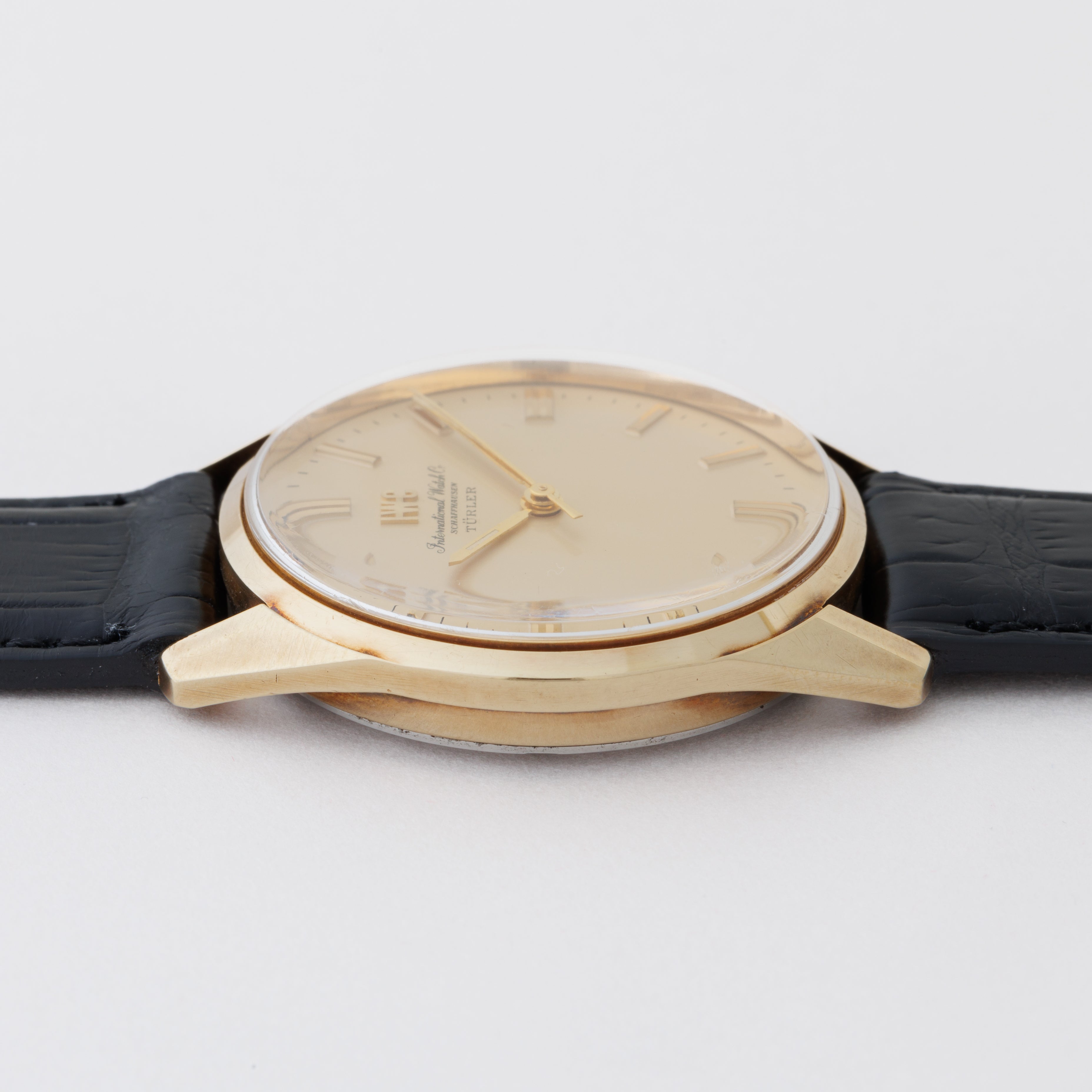 IWC ラウンドケース チューラーWネーム 1965年製 Ref.910 手巻き Cal.89 金張り