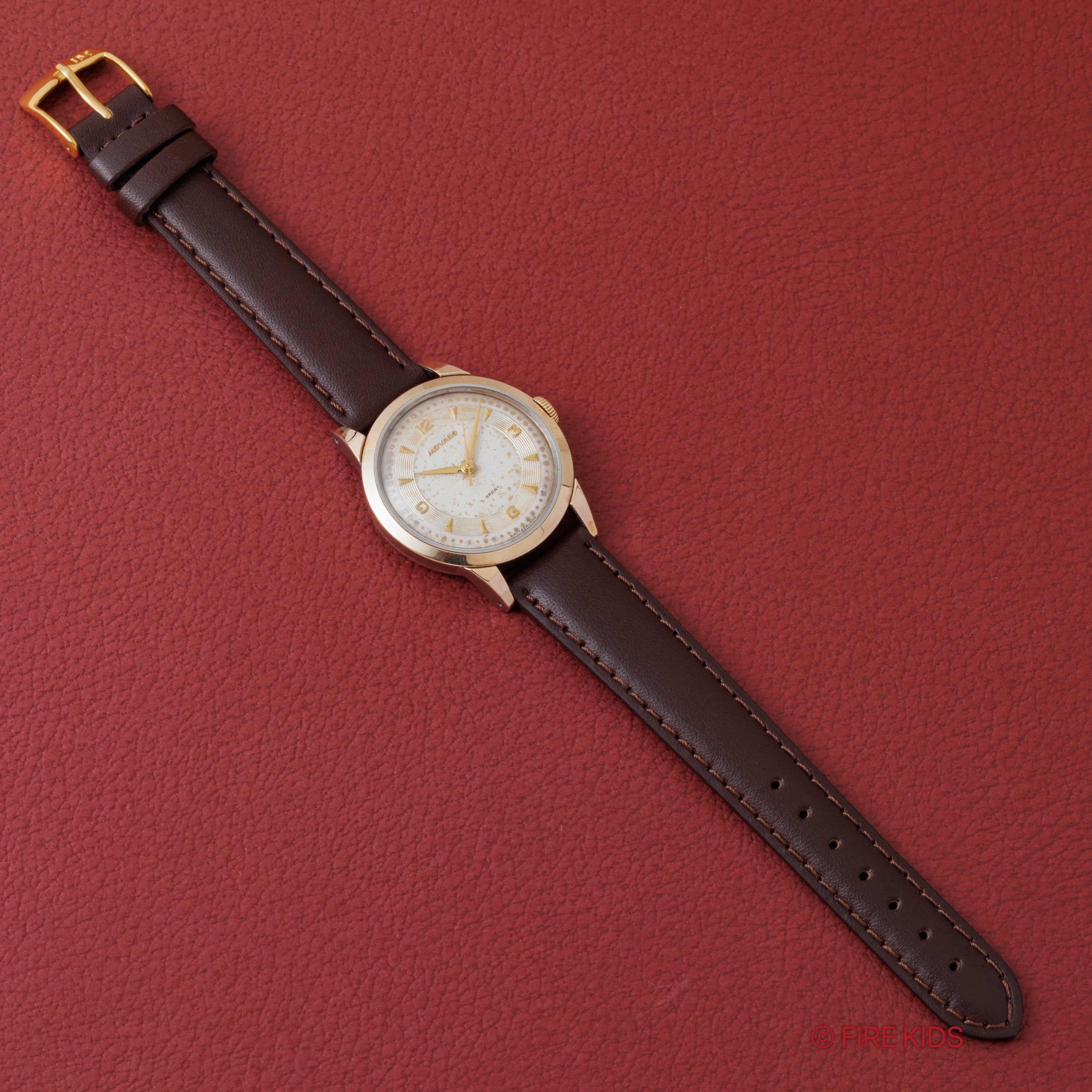 モバード スポーツ FB社製トップゴールドケース 手巻き 1950年代 飛びアラビアダイヤル