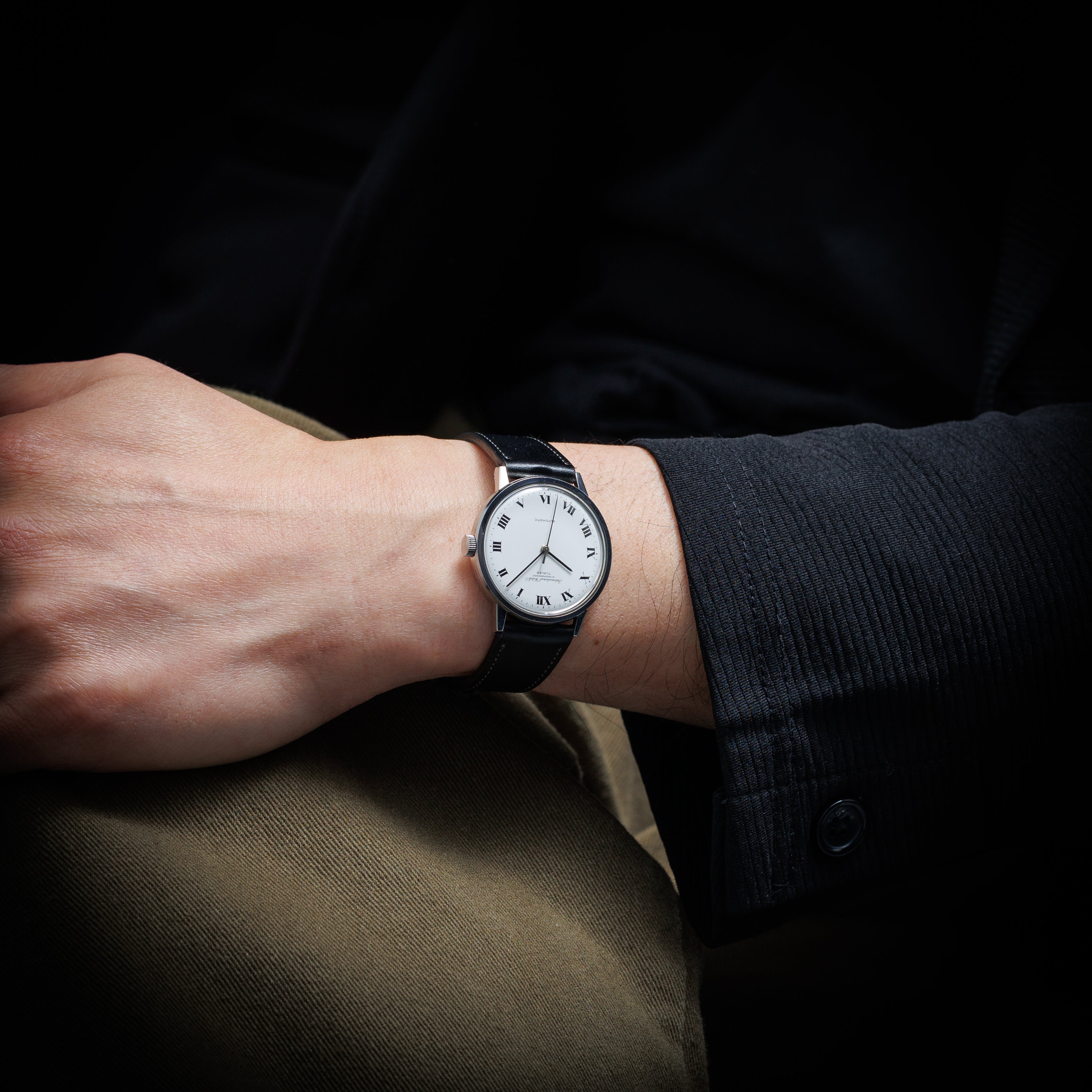 IWC ラウンドモデル オートマチック チューラーダブルネーム ホワイトローマンダイヤル 1969年製 お魚リューズ