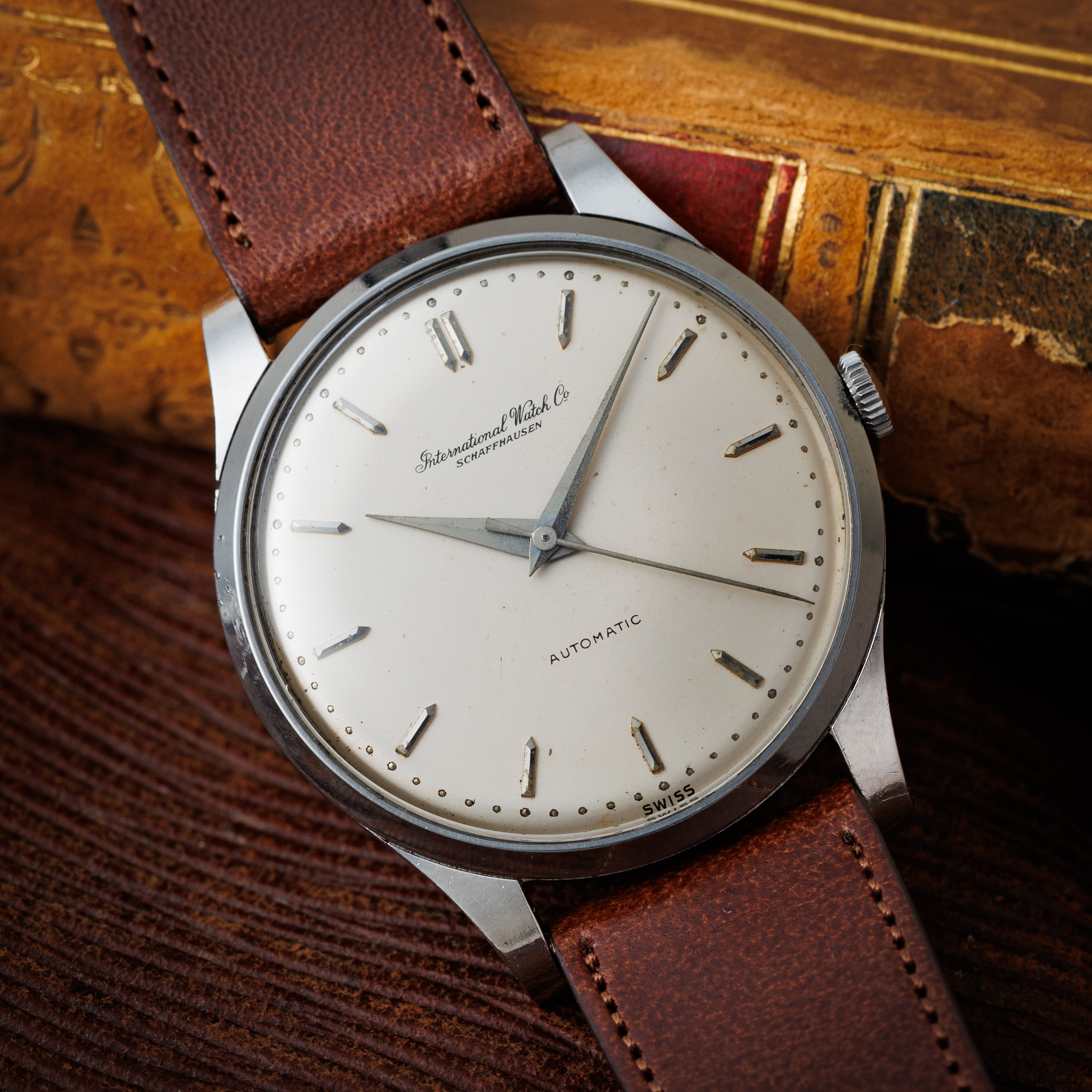 IWC ラウンドケース ペラトン式自動巻 Cal.853 1958年製 ドーフィンハンド