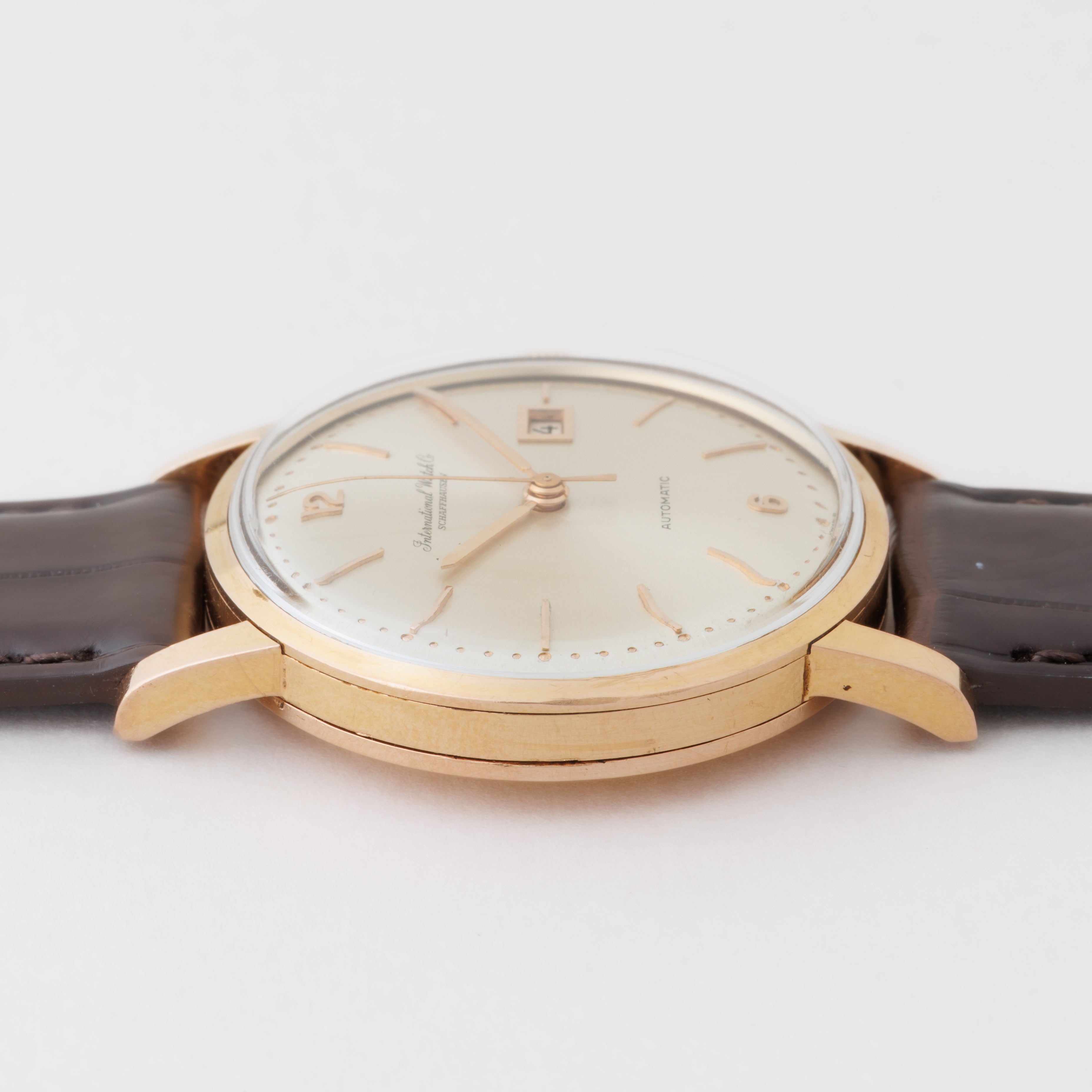 IWC ラウンドケース 1962年製 18金ピンクゴールド 寄り目 ペラトン式自動巻き Cal.8531