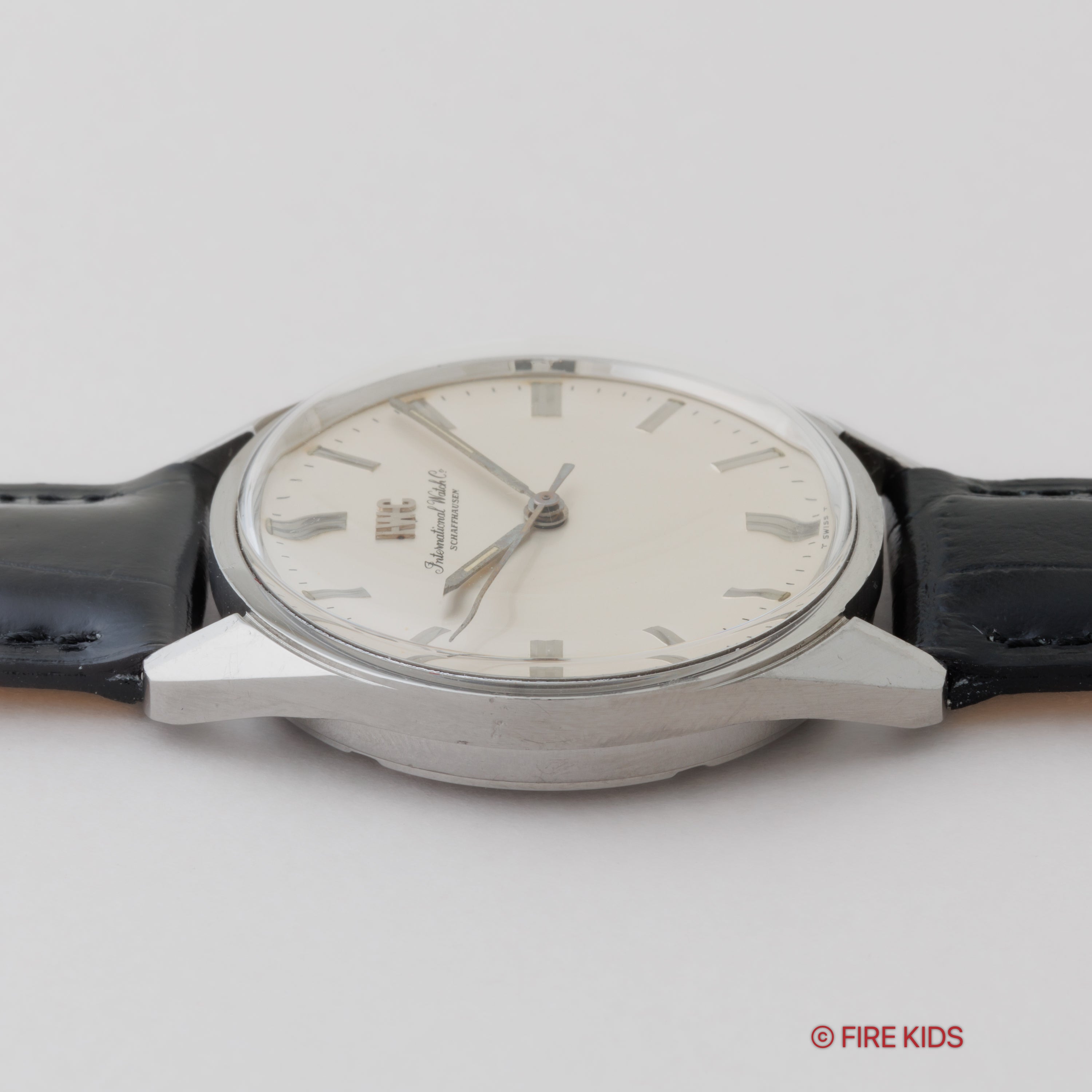 IWC ラウンド 1970年製(昭和45年製) Cal.89 手巻き オールドインター R810