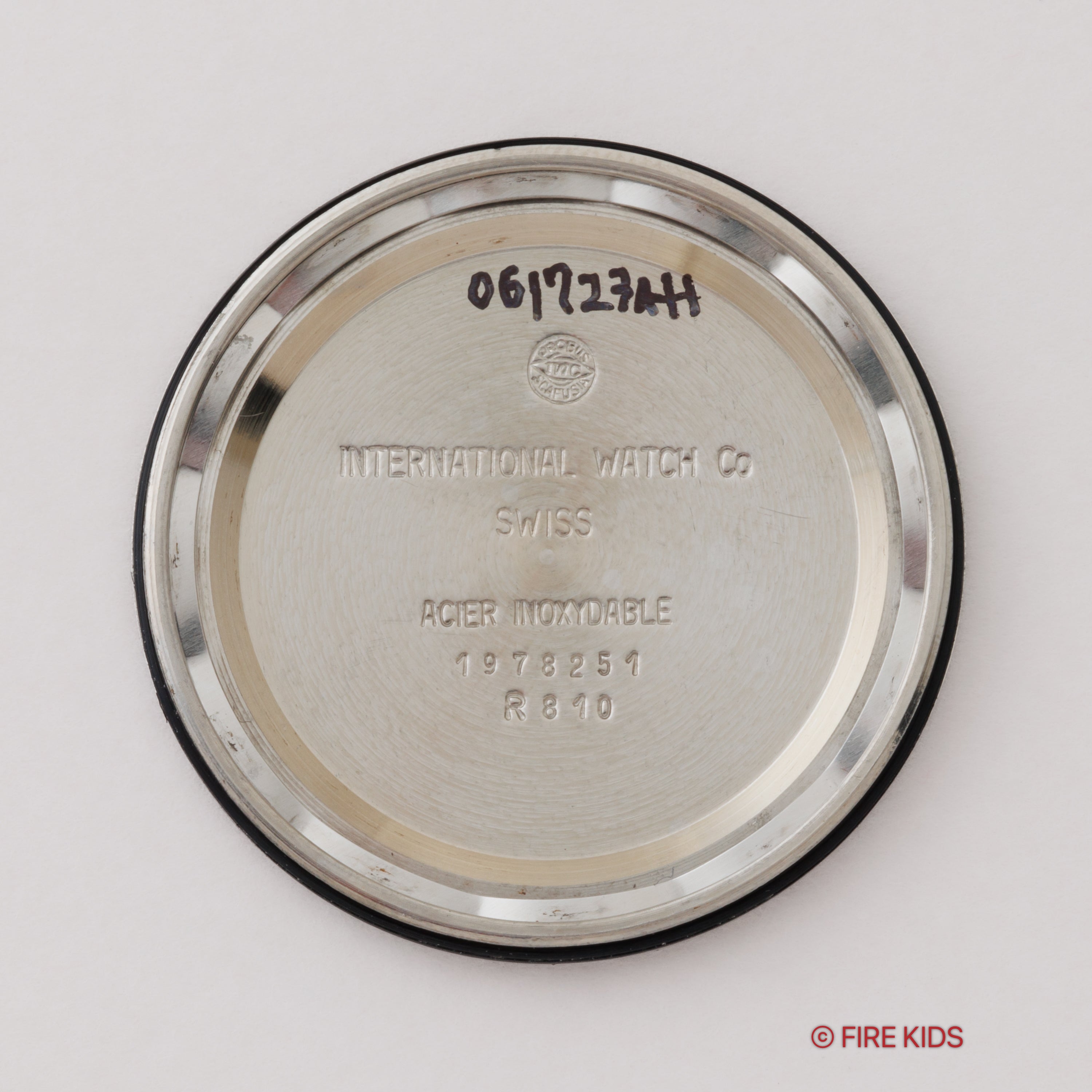 IWC ラウンド 1970年製(昭和45年製) Cal.89 手巻き オールドインター R810