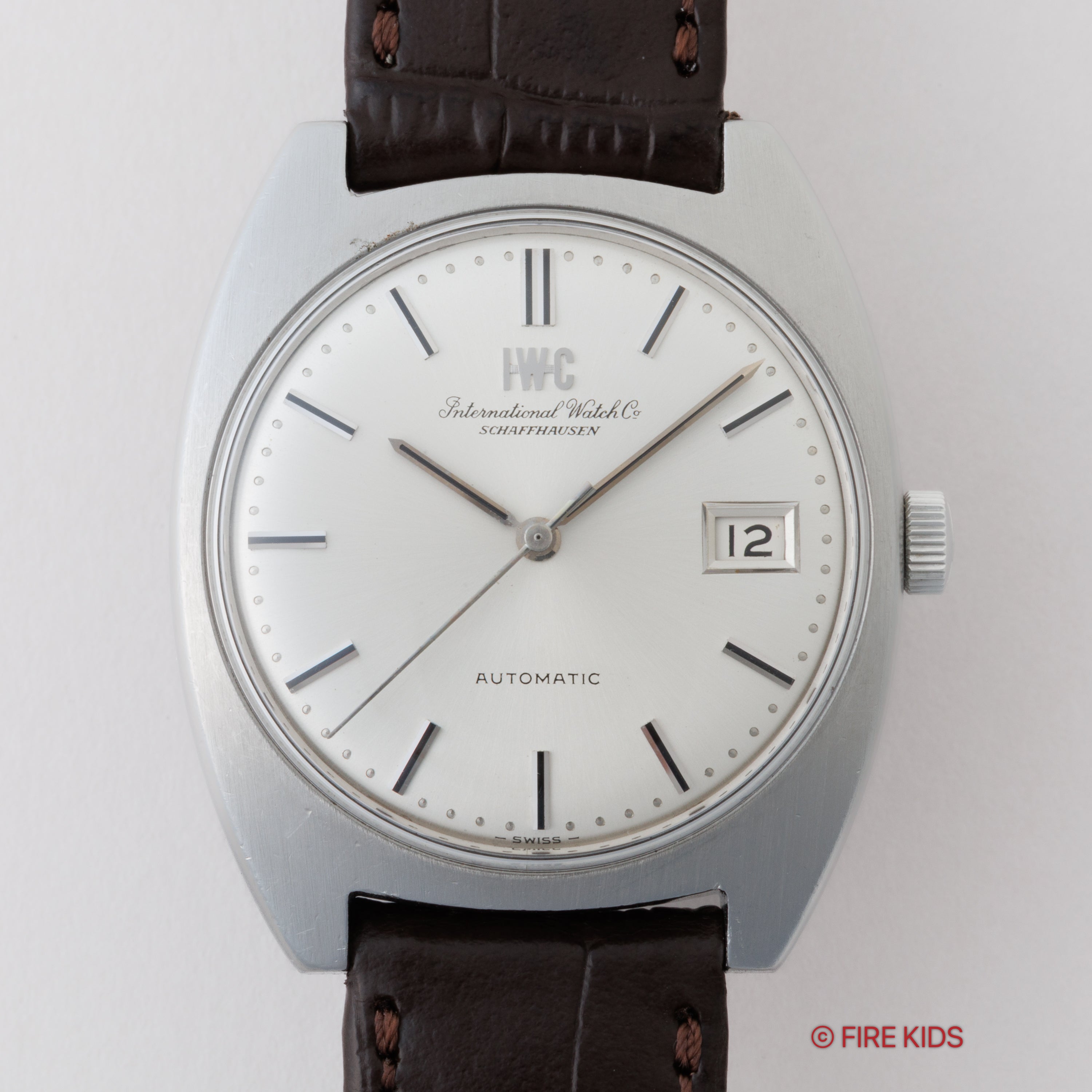 IWC トノーケース 1972年製 Ref.1828 ペラトン式自動巻 Cal.8541B 箱・ギャラ