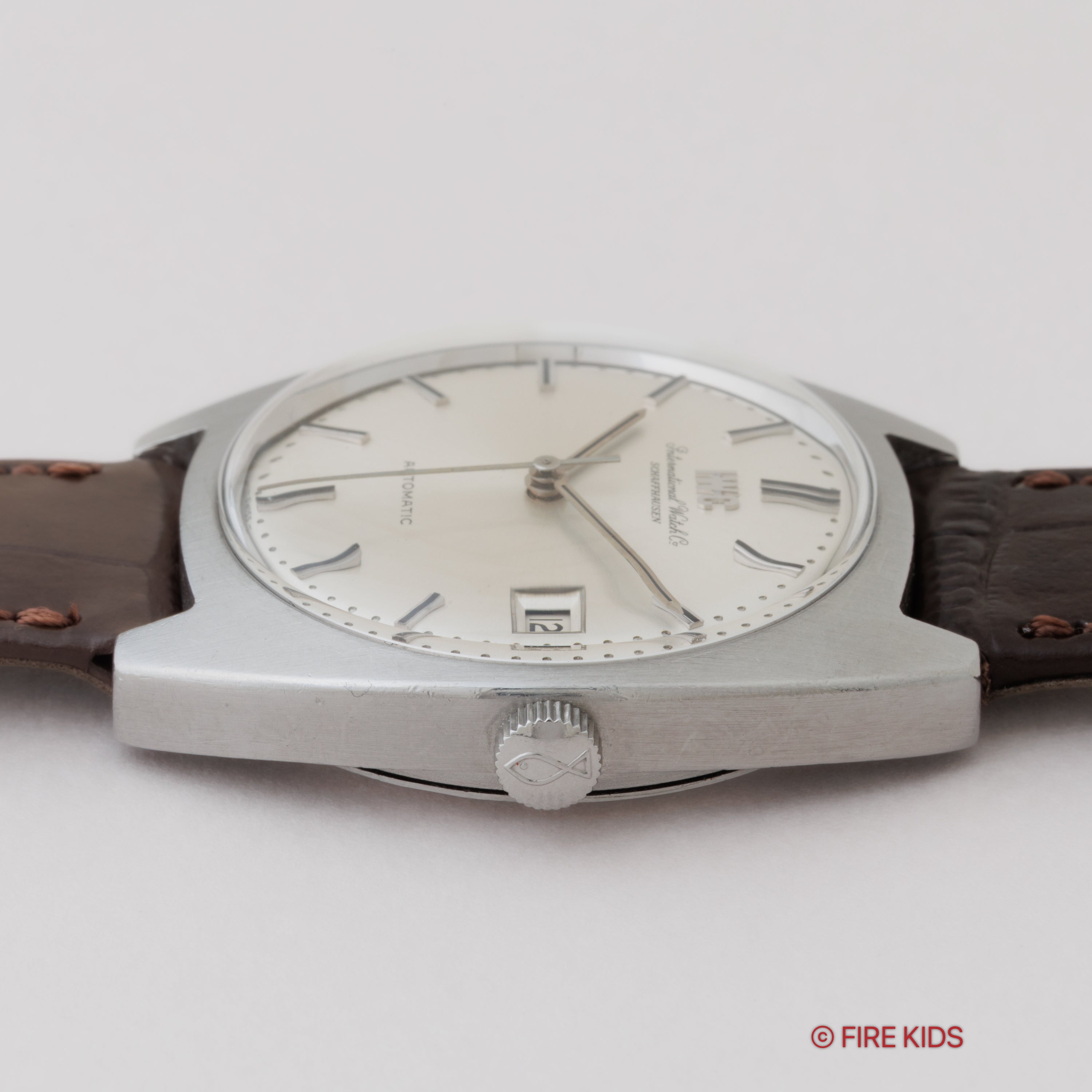 IWC トノーケース 1972年製 Ref.1828 ペラトン式自動巻 Cal.8541B 箱・ギャラ