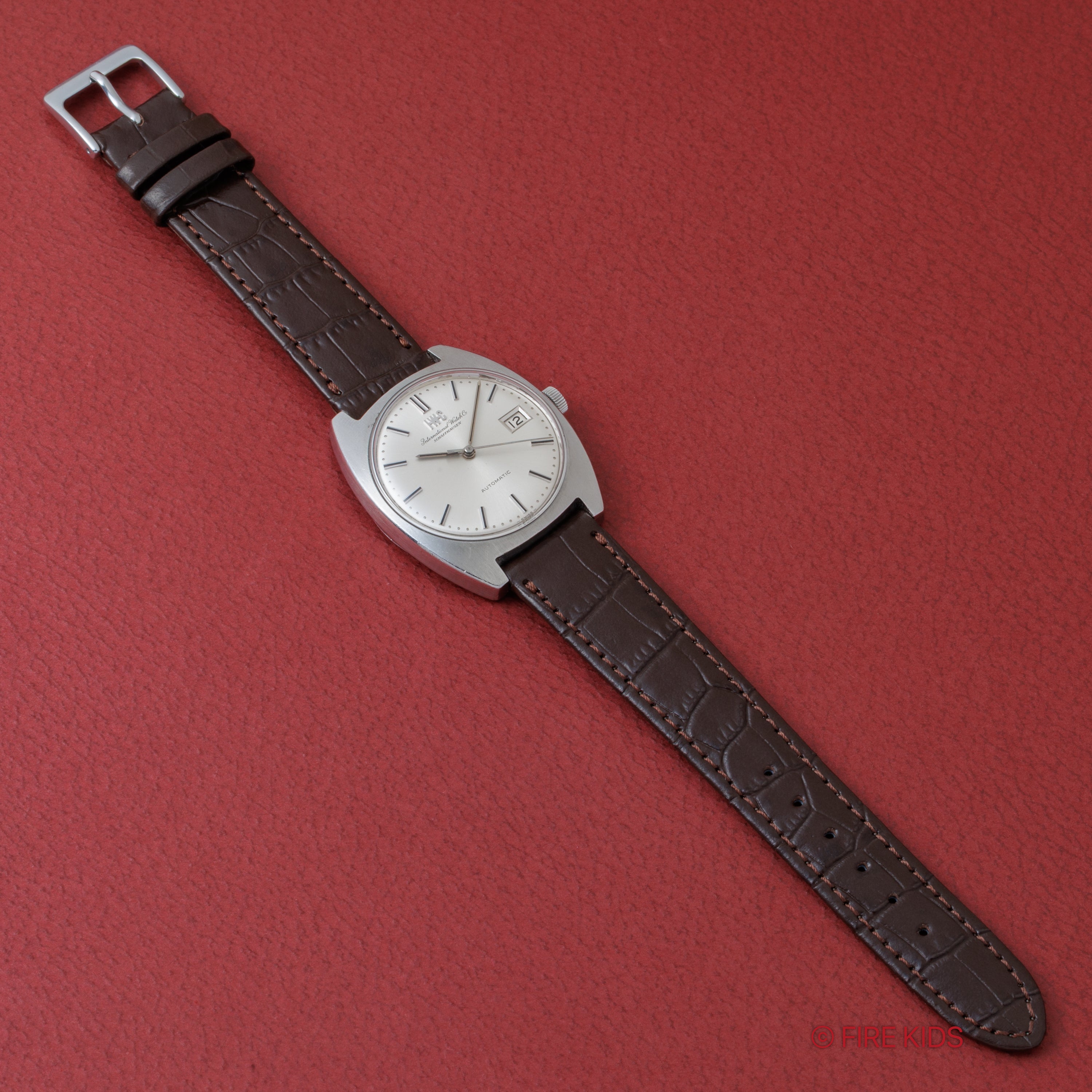 IWC トノーケース 1972年製 Ref.1828 ペラトン式自動巻 Cal.8541B 箱・ギャラ