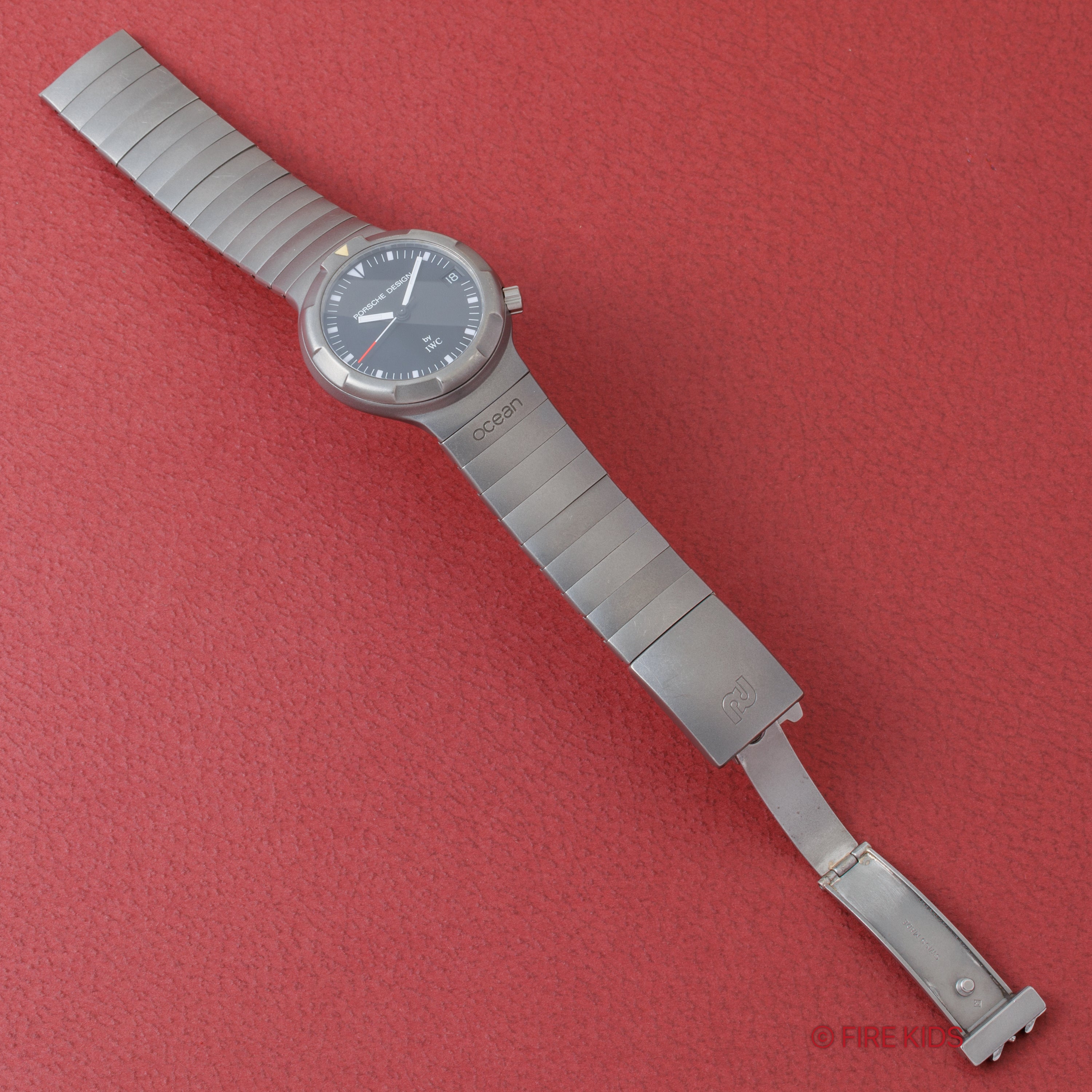 ポルシェデザイン by IWC 1986年製 オーシャン500 オートマチック 箱、修理明細書付き