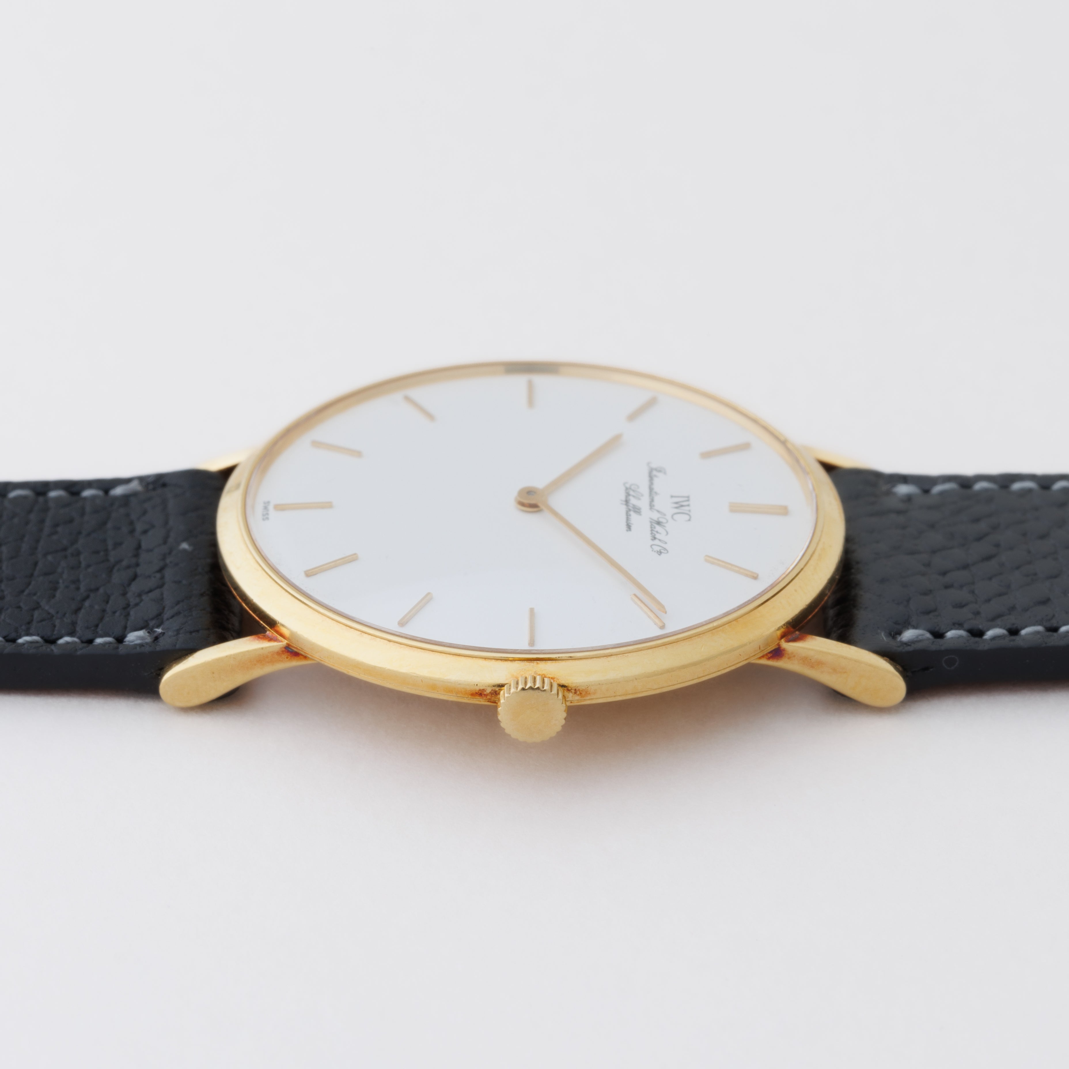 IWC 18金無垢ラウンドケース Ref.2010 1991年製 手巻き Cal.185 ホワイトダイヤル 純正尾錠