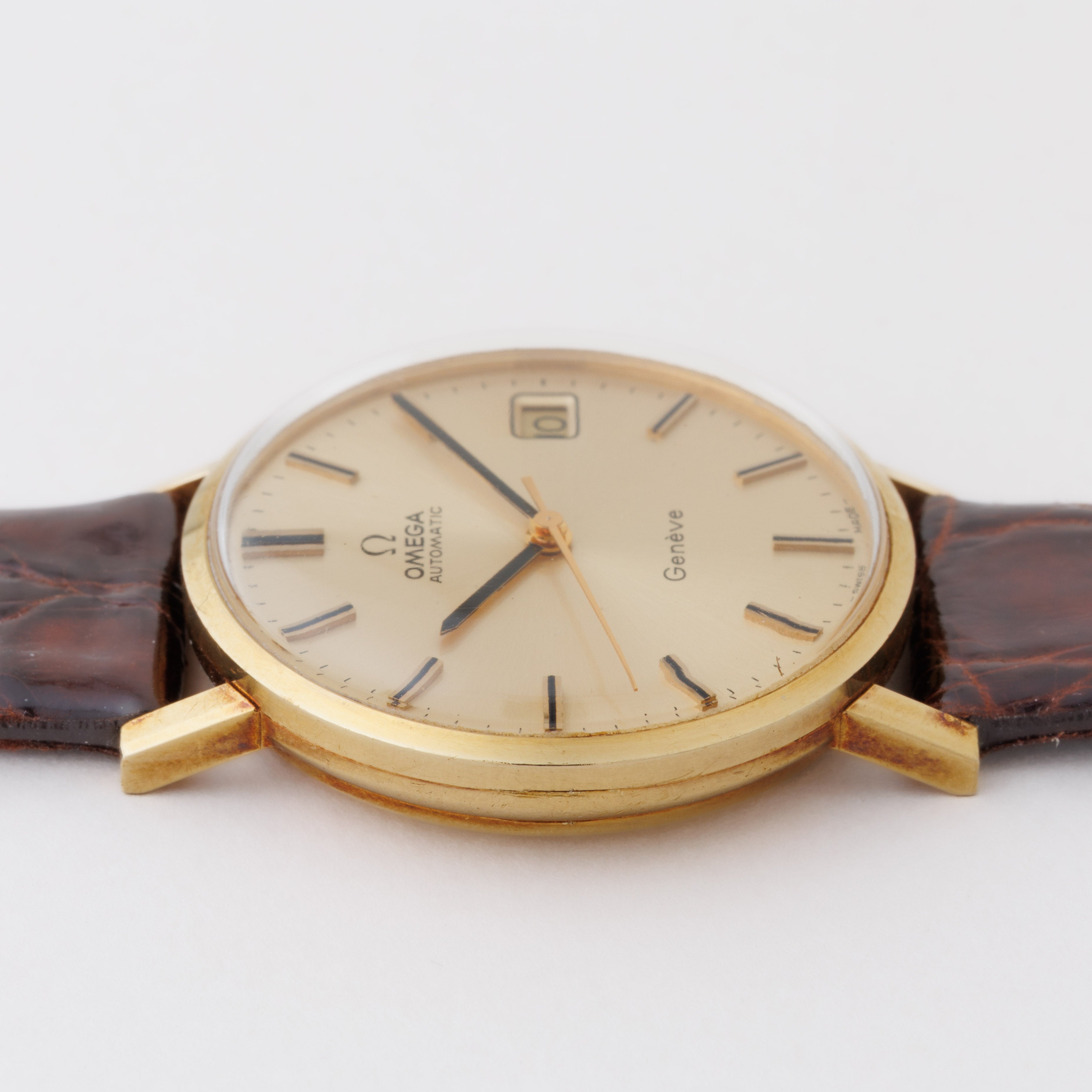 オメガ 18金無垢ジュネーブ 1973年製 ハイビート自動巻きCal.1012 純正GF尾錠付き