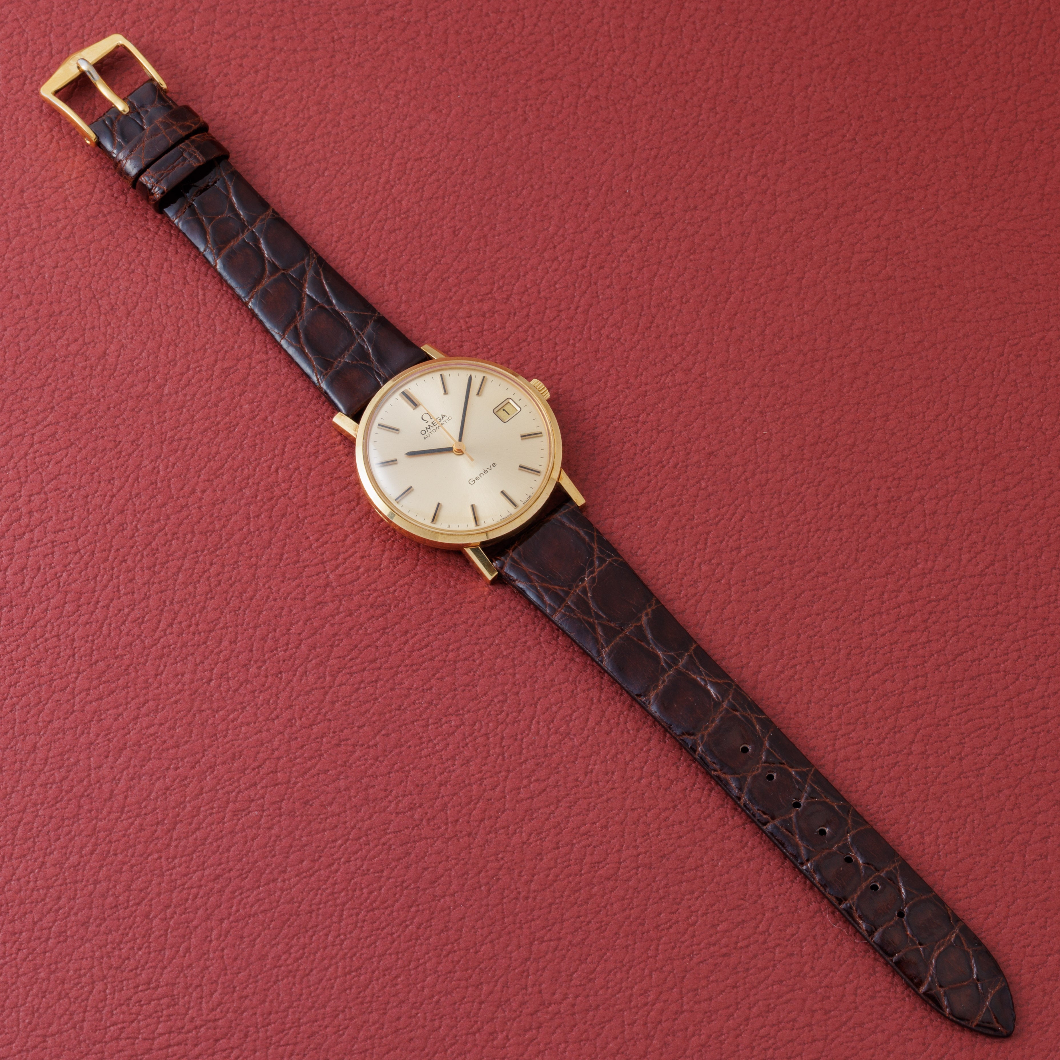 オメガ 18金無垢ジュネーブ 1973年製 ハイビート自動巻きCal.1012 純正GF尾錠付き