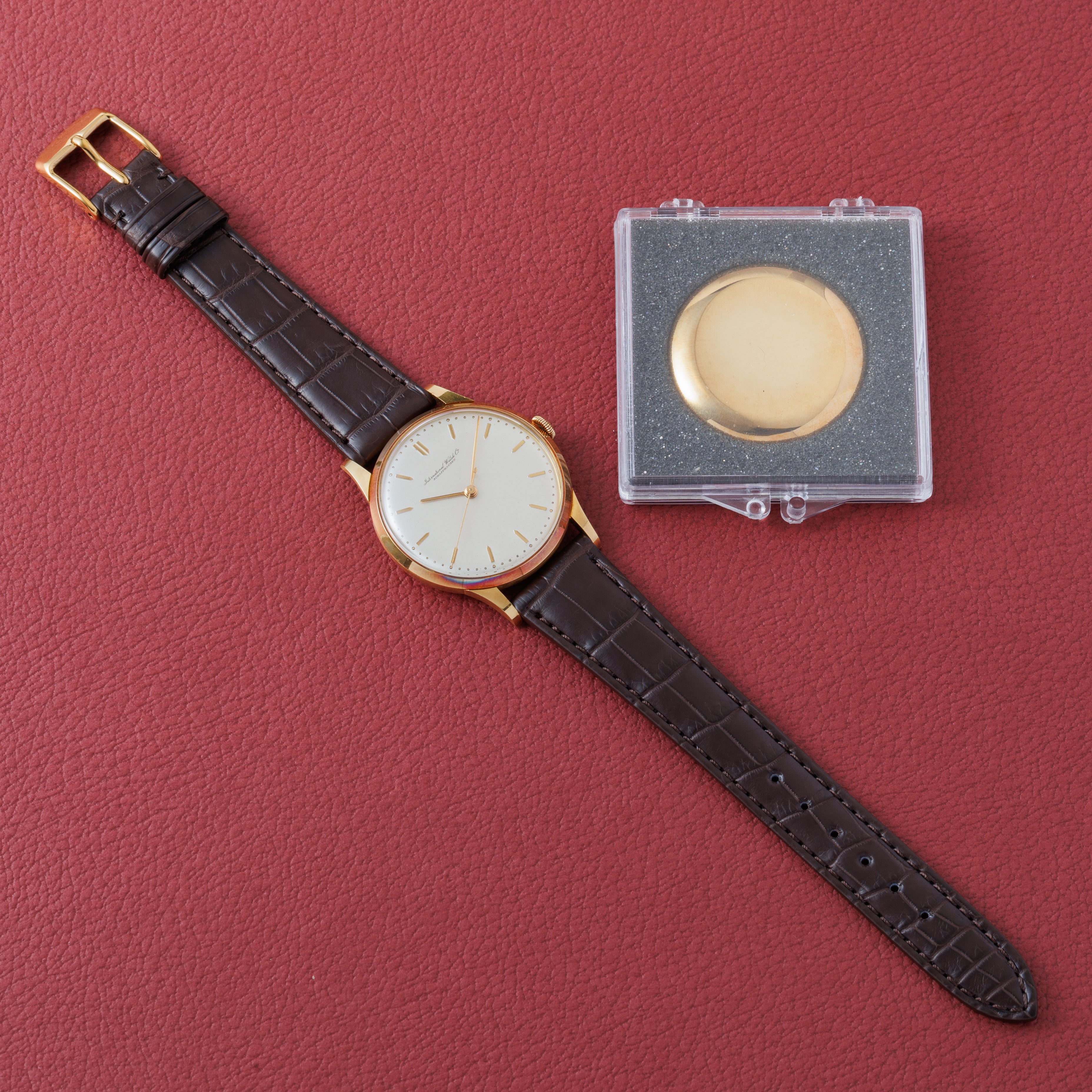 IWC ラウンドケース 1948年製 18金イエローゴールド 手巻き Cal.89 裏スケルトン加工 オリジナル裏蓋付き