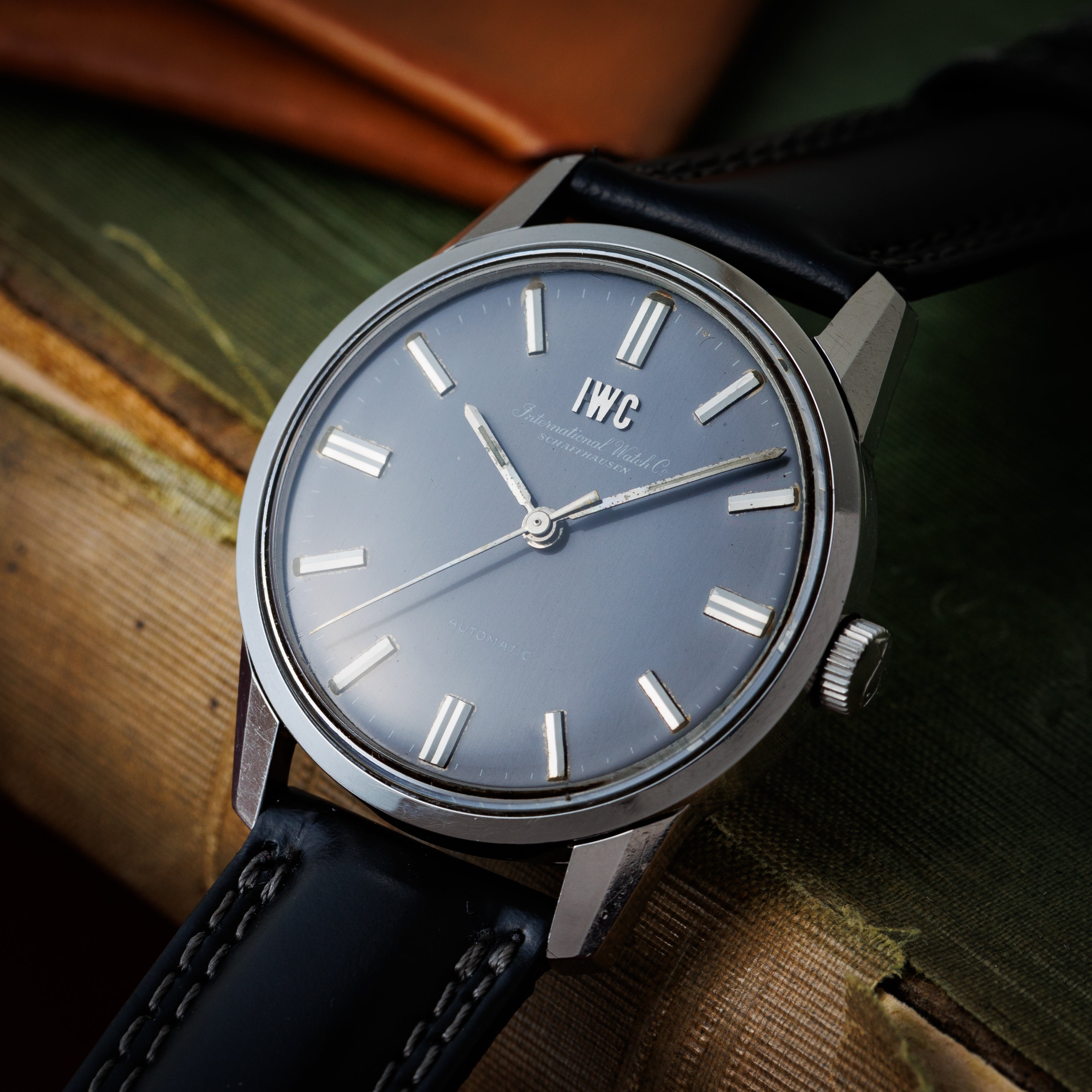 IWC ラウンドケース グレー文字盤 ペラトン式自動巻き 1970年製 Ref.R810AD Cal.854B