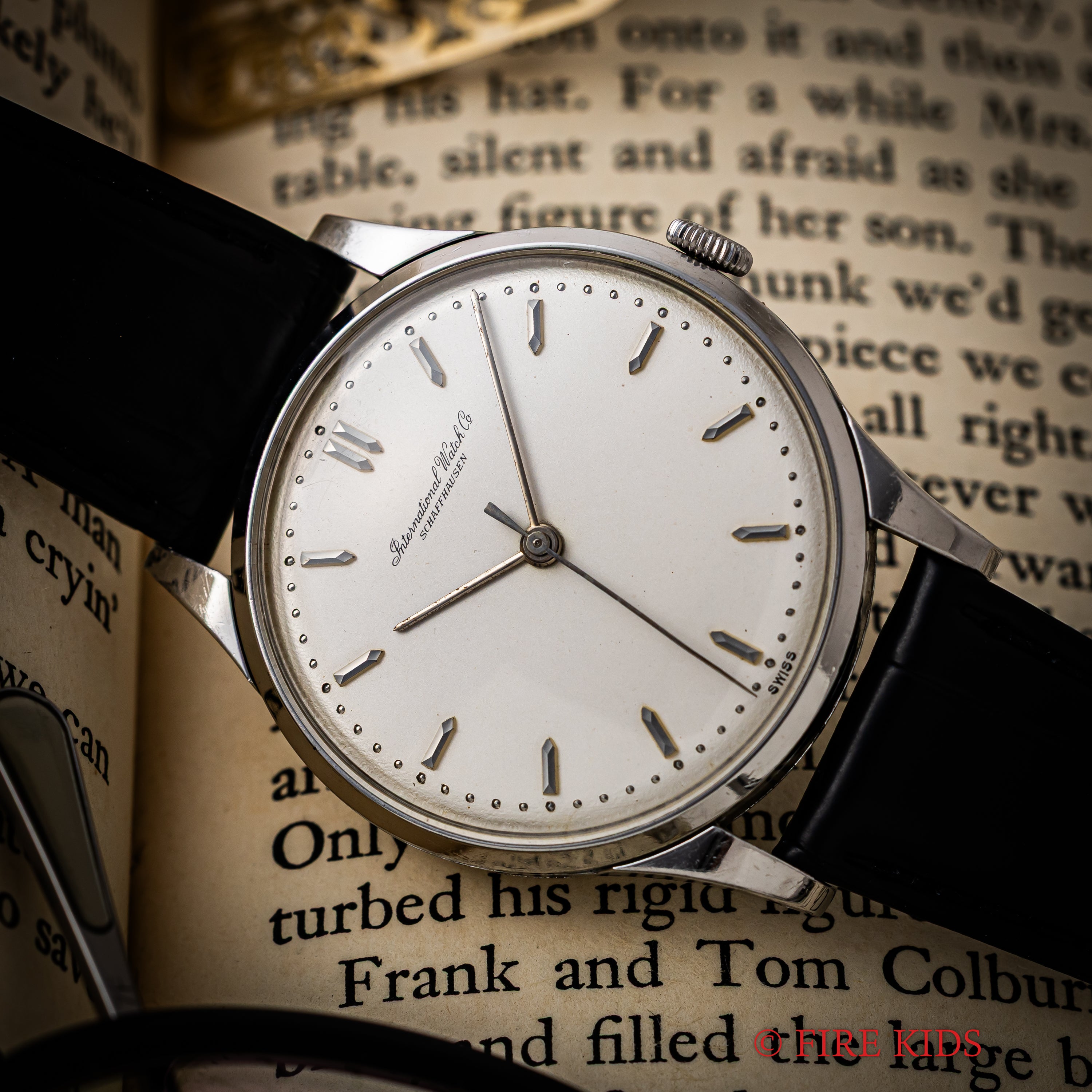 IWC ラウンドケース 1957年製 手巻き Cal.89 砲弾インデックス ビックケース