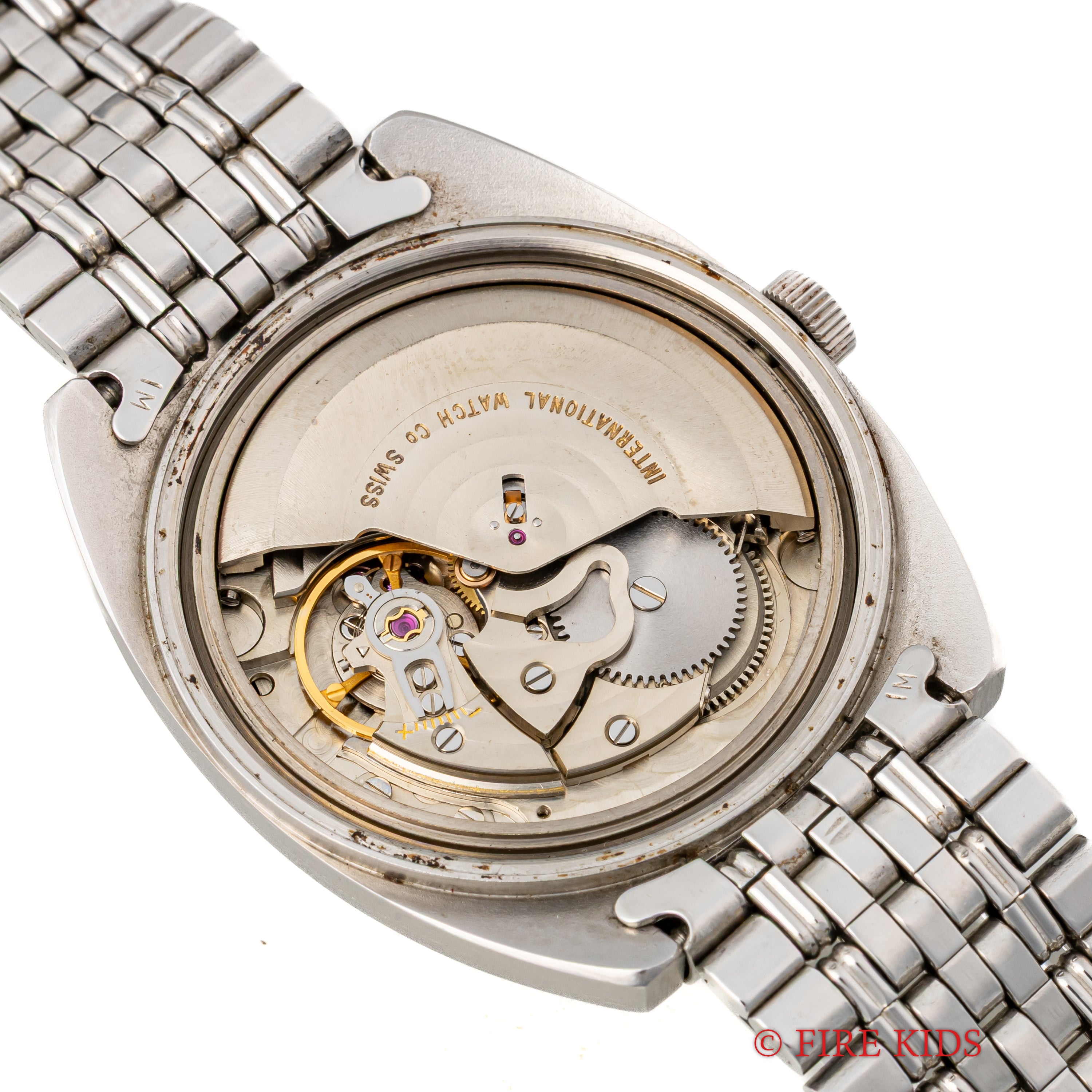 IWC 1975年製 トノーケース ペラトン式自動巻 Cal.8541B 純正ゲイフレアーブレス