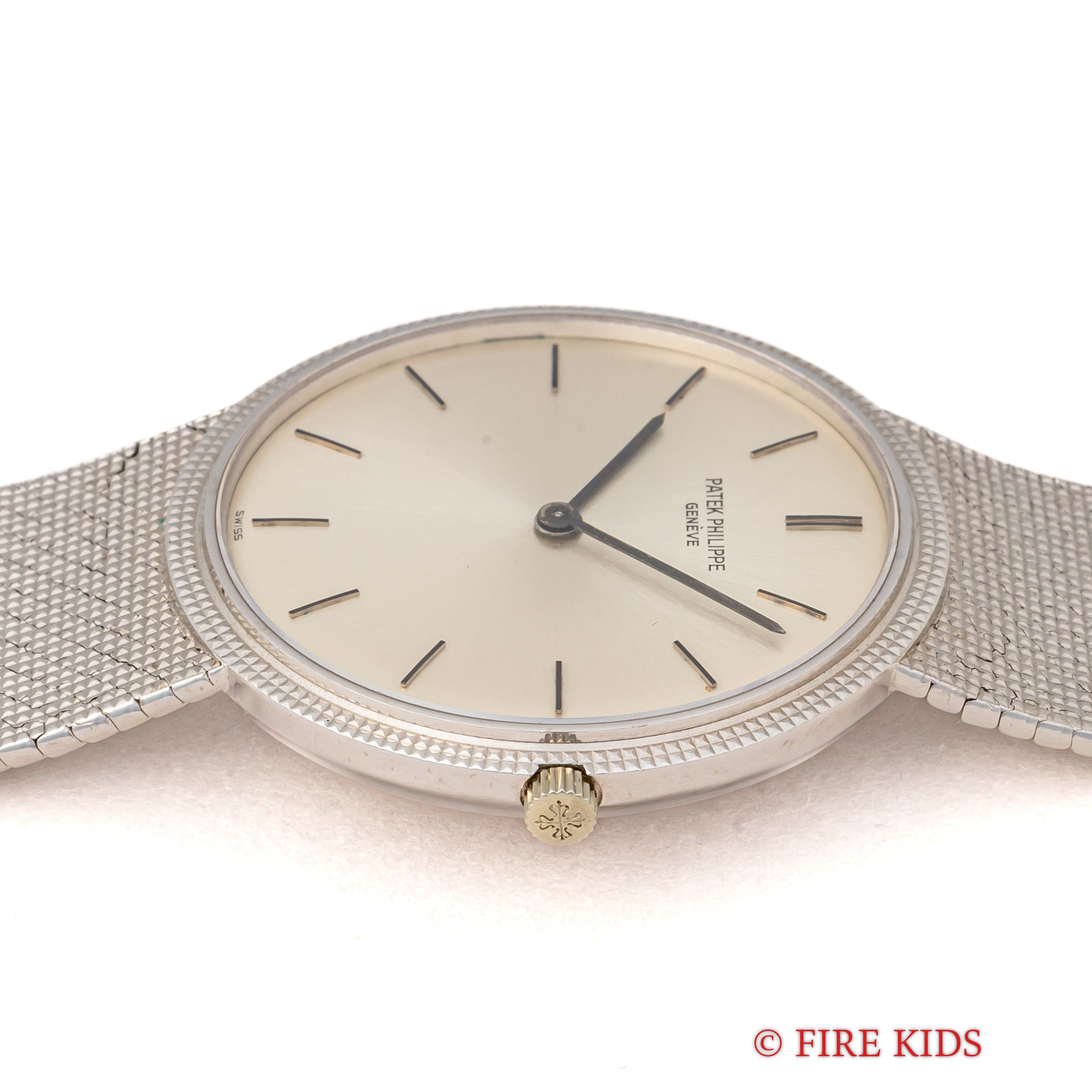 パテック・フィリップ カラトラバ 1970年製(昭和45年製)Ref.3520 10 18KWG 純正ブレス アーカイブ付き