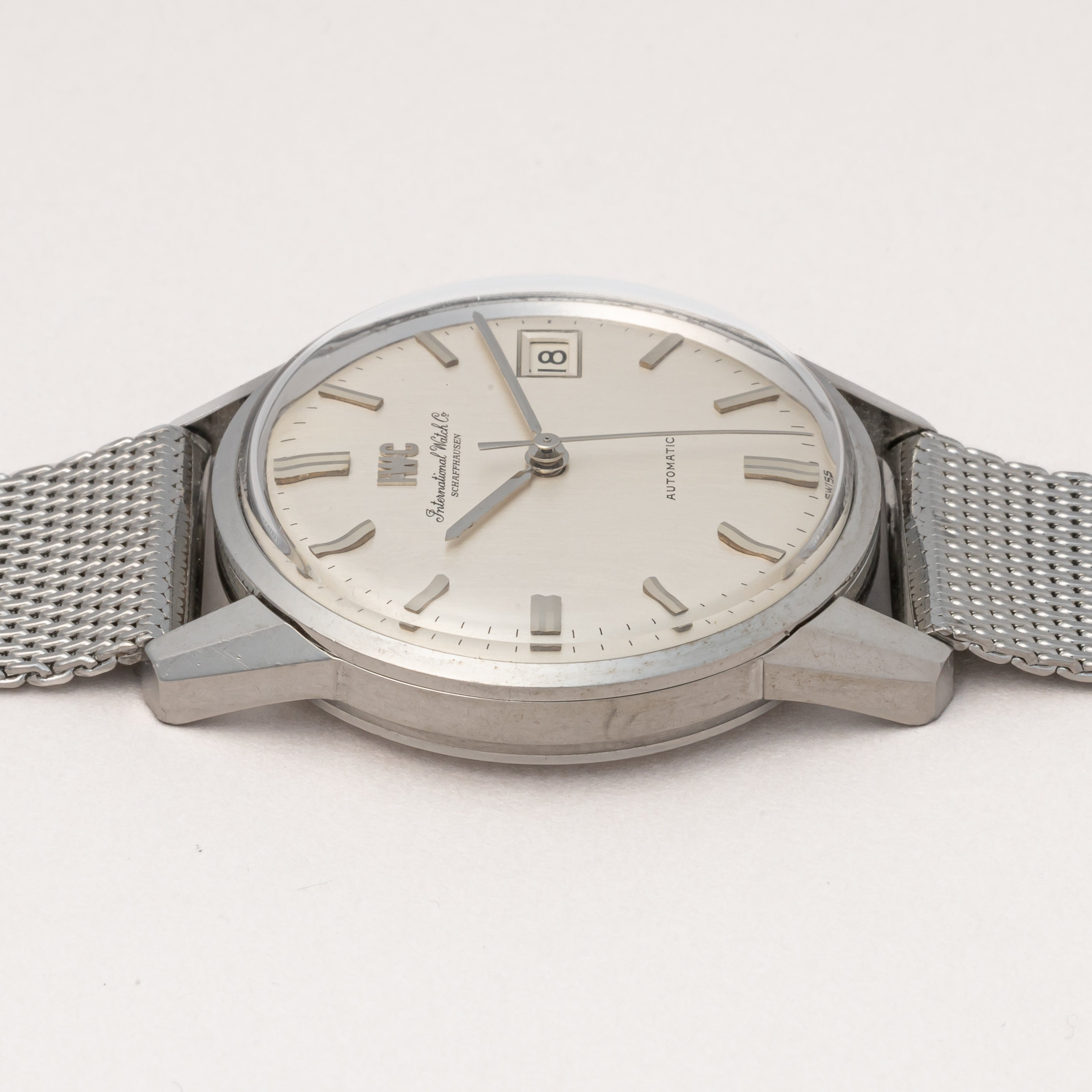 IWC ラウンドケース 1970年製/昭和45年製 Ref.R810AD 純正メッシュブレス付き