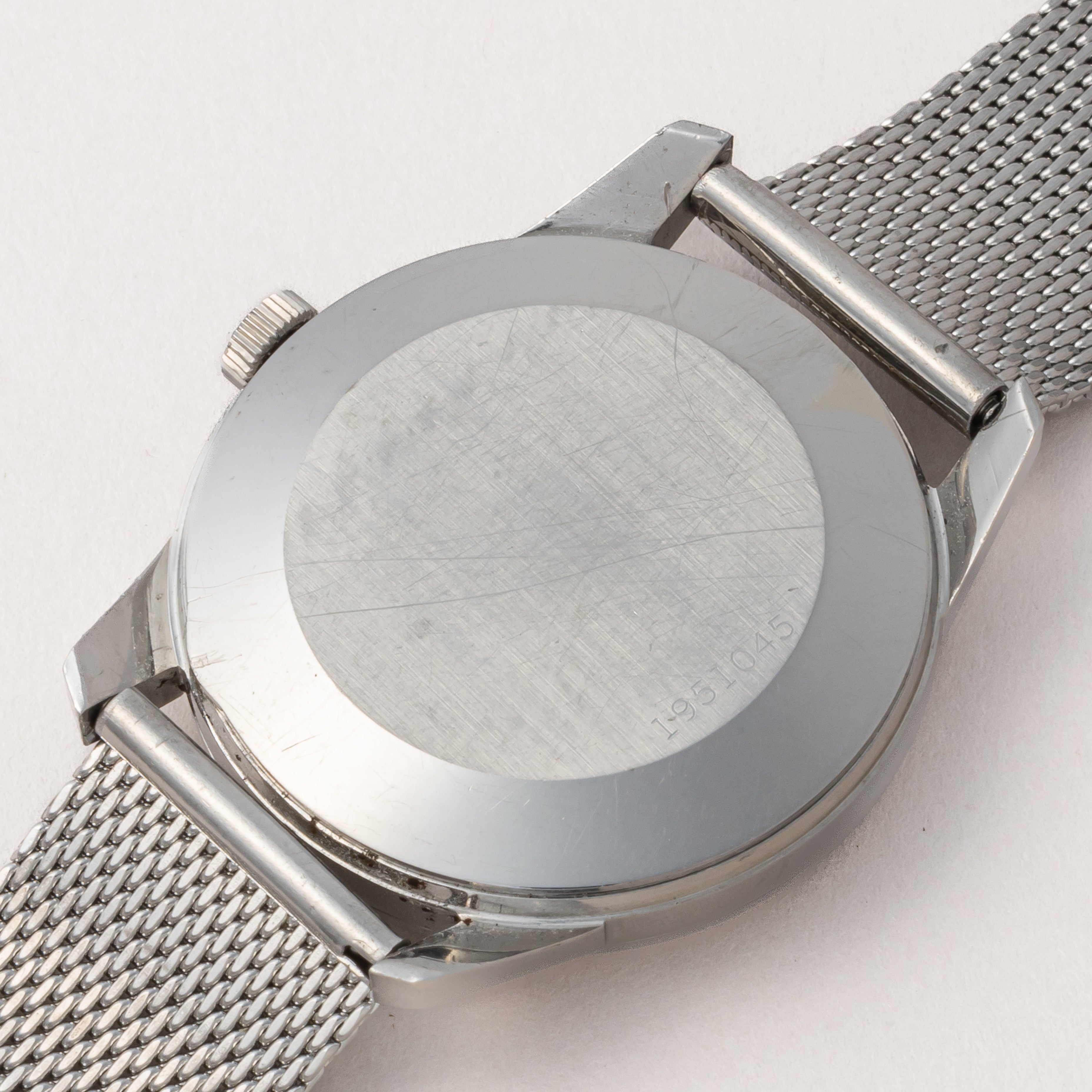 IWC ラウンドケース 1970年製/昭和45年製 Ref.R810AD 純正メッシュブレス付き