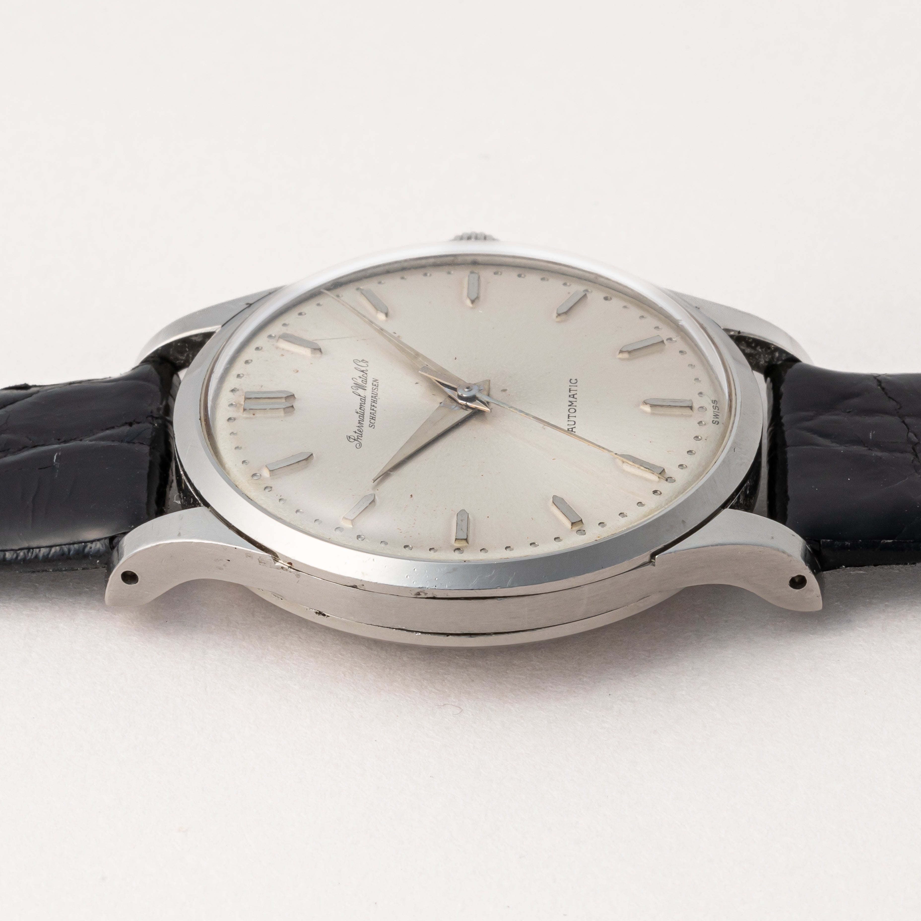 IWC ラウンドケース ノンデイト自動巻き 1962年製 Cal.853 純正尾錠付き