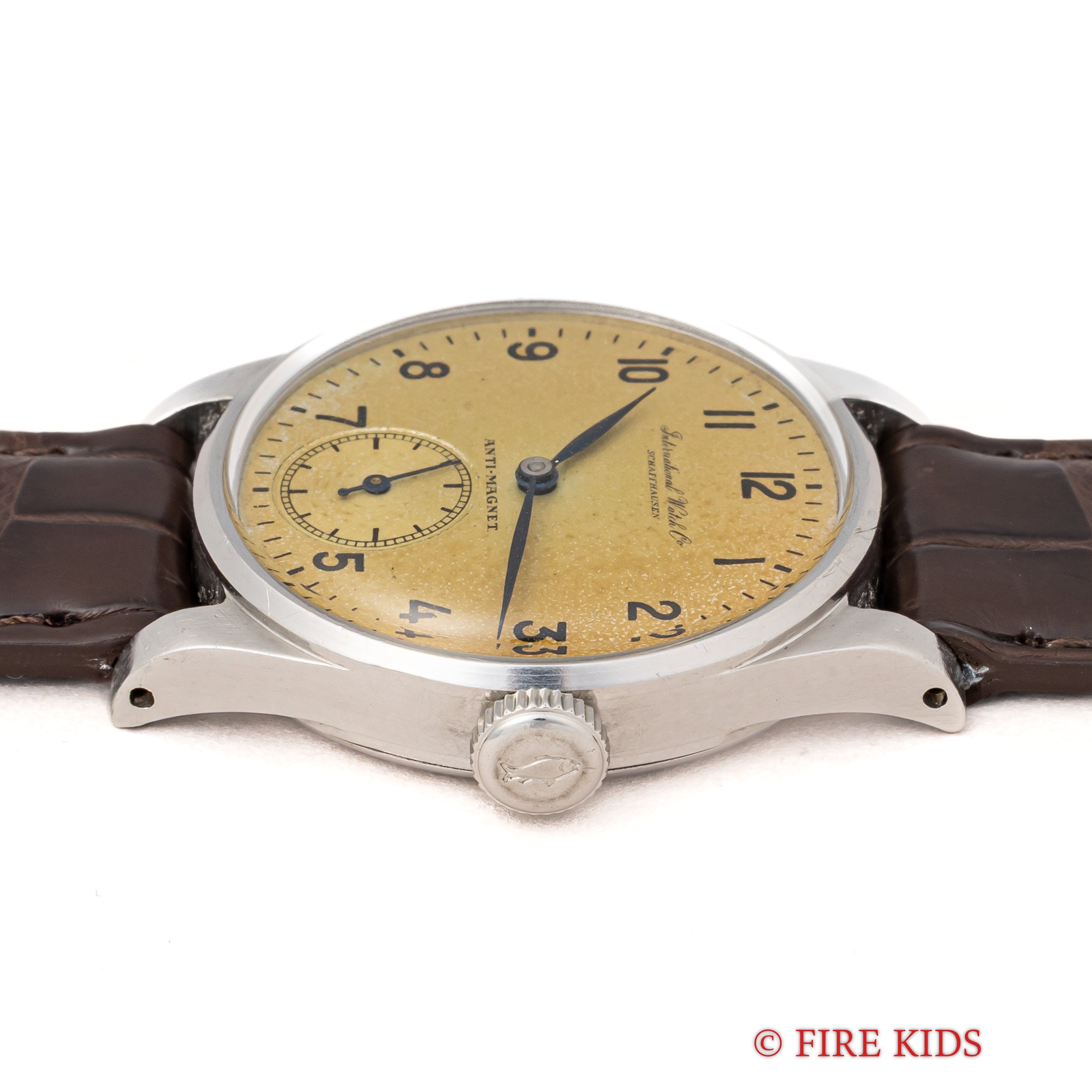 IWC アラビアダイヤル 1941年製 手巻 Cal.83 ラウンドケース hermetケース