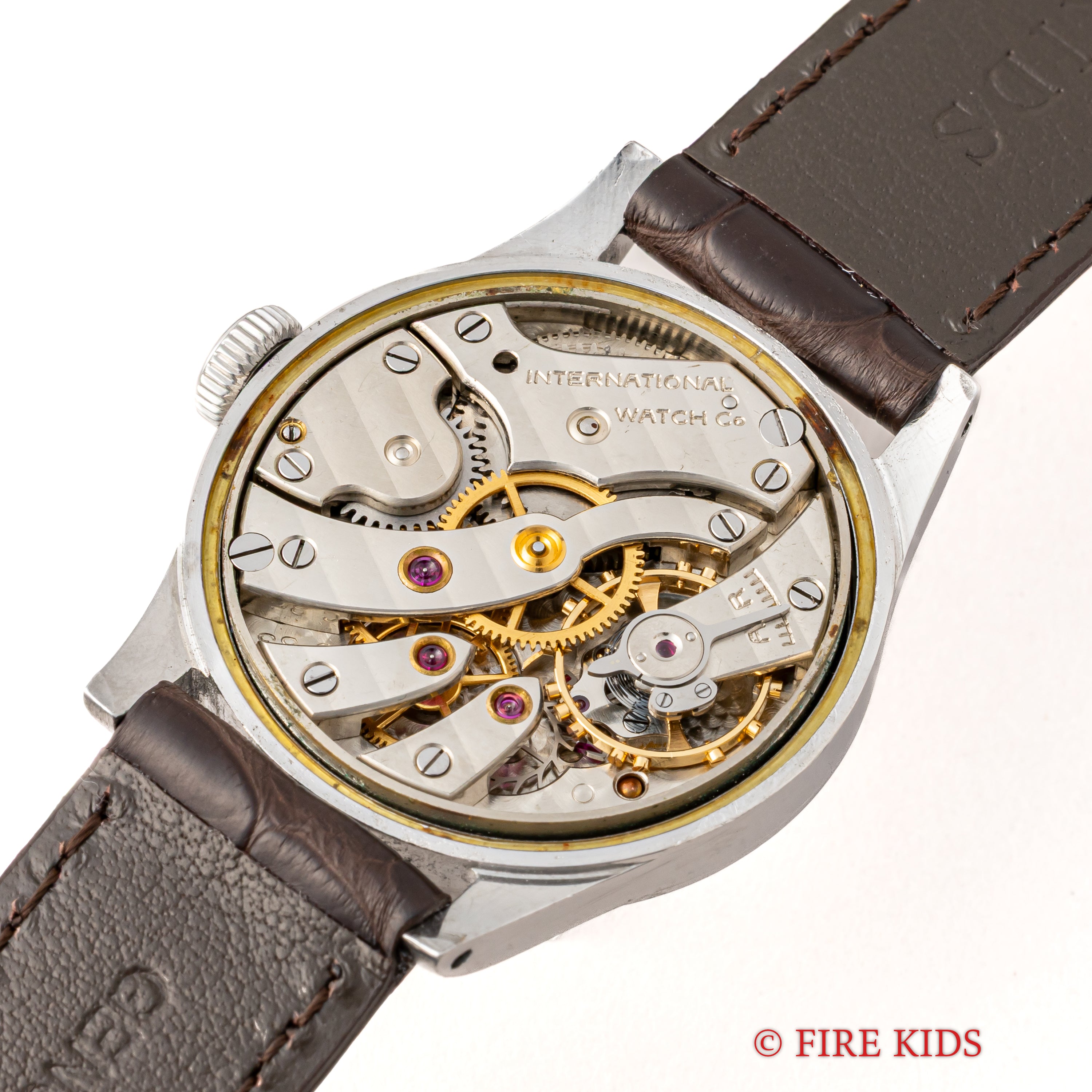 IWC アラビアダイヤル 1941年製 手巻 Cal.83 ラウンドケース hermetケース