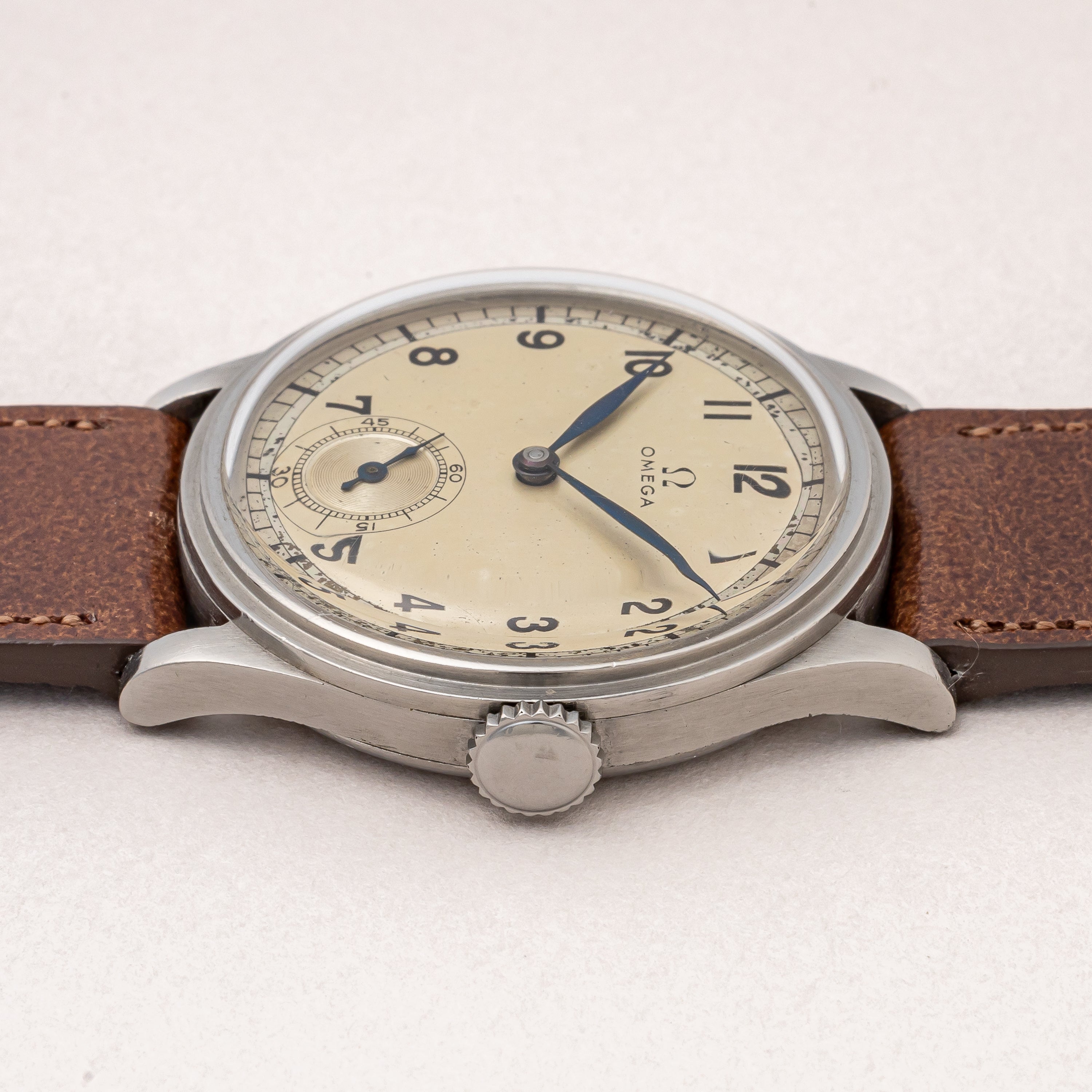 オメガ スモールセコンド 1939年製 手巻き Cal.26.5SOBT2