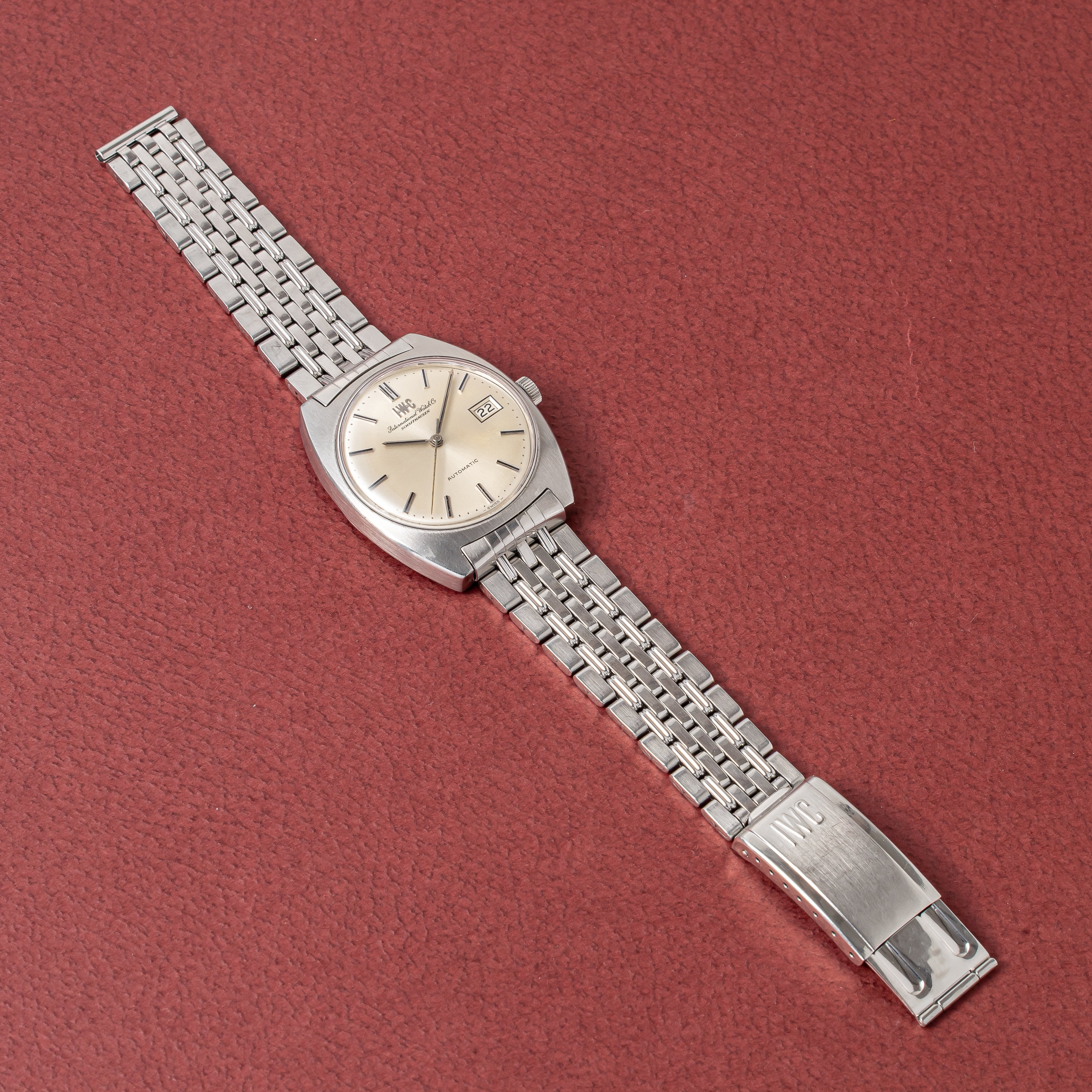 IWC トノーケース 1975年製 オートマチック Ref.1828 Cal.8541B ゲイフレアーブレス