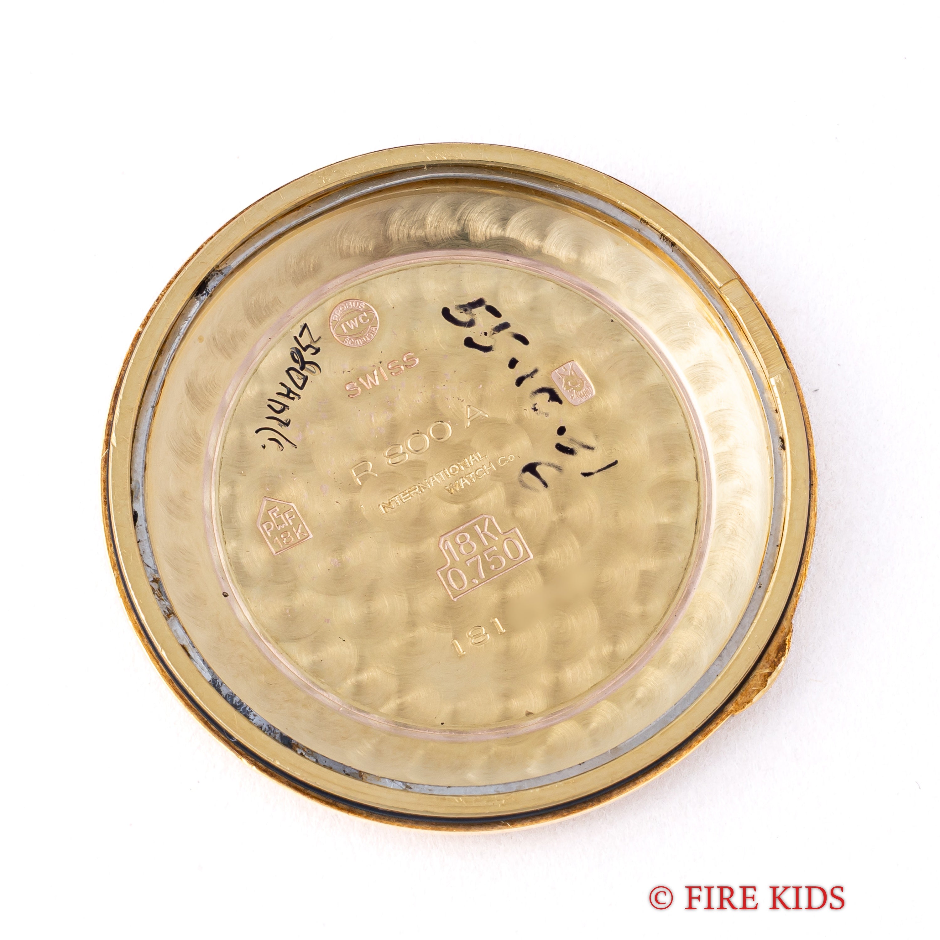 IWC 18金無垢 デラックス 1968年製ペラトン式自動巻きCal.8541 お魚リューズ