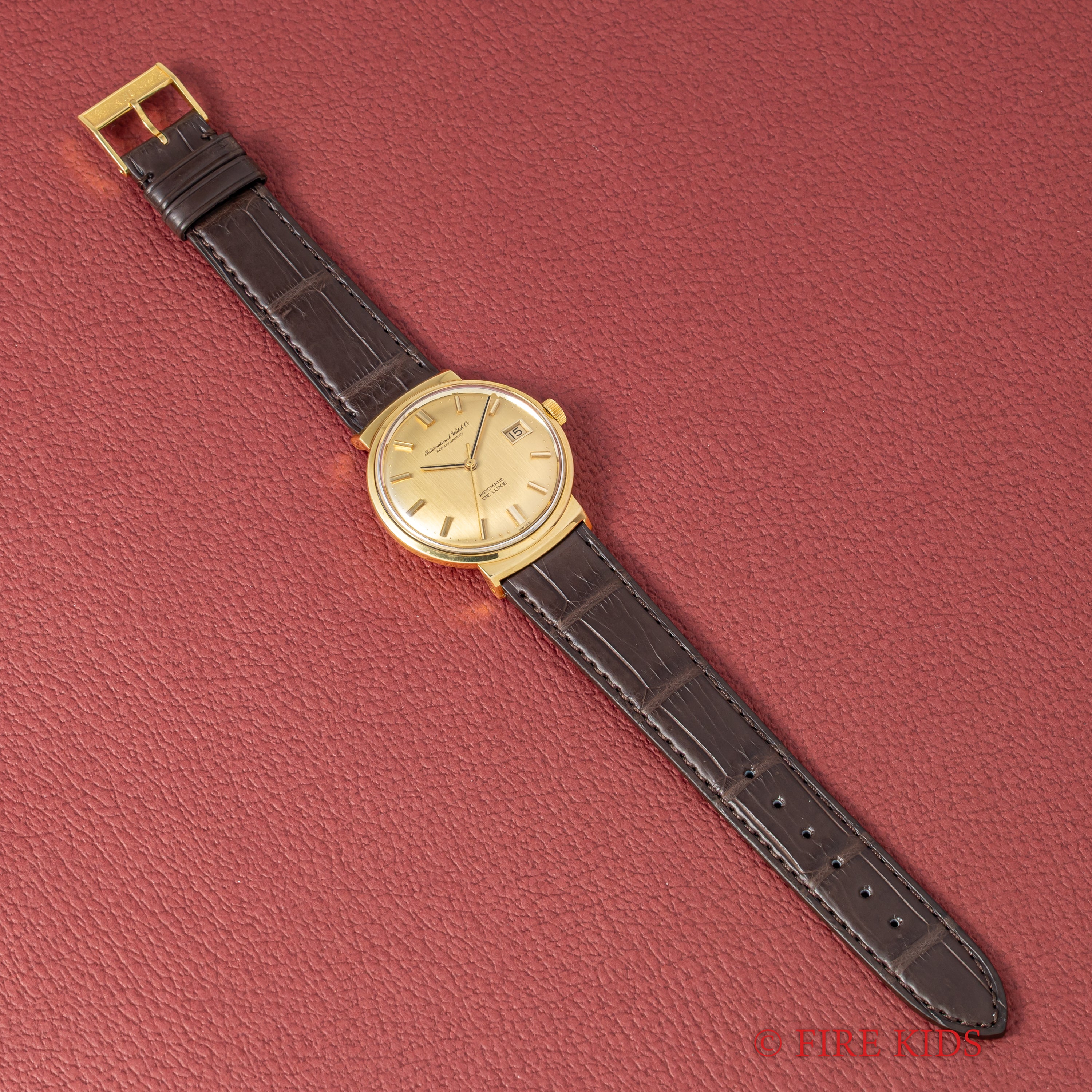 IWC 18金無垢 デラックス 1968年製ペラトン式自動巻きCal.8541 お魚リューズ