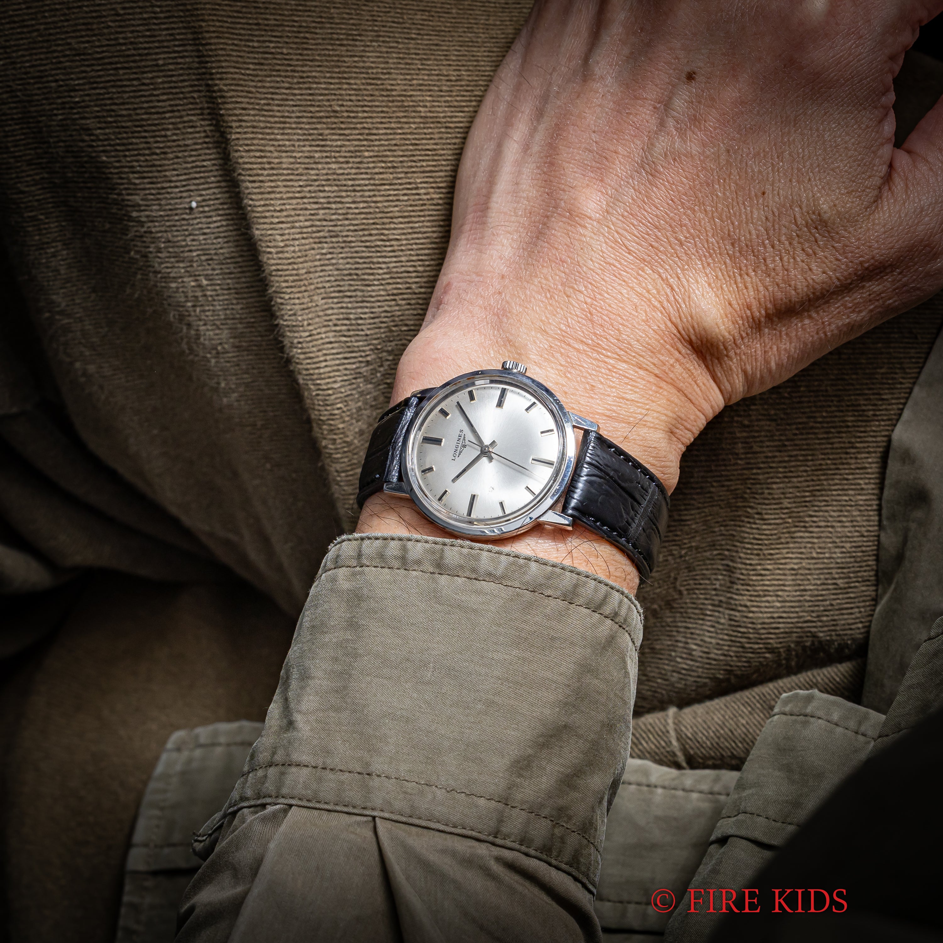 ロンジン ラウンド 手巻き スクリューバック 1967年代製