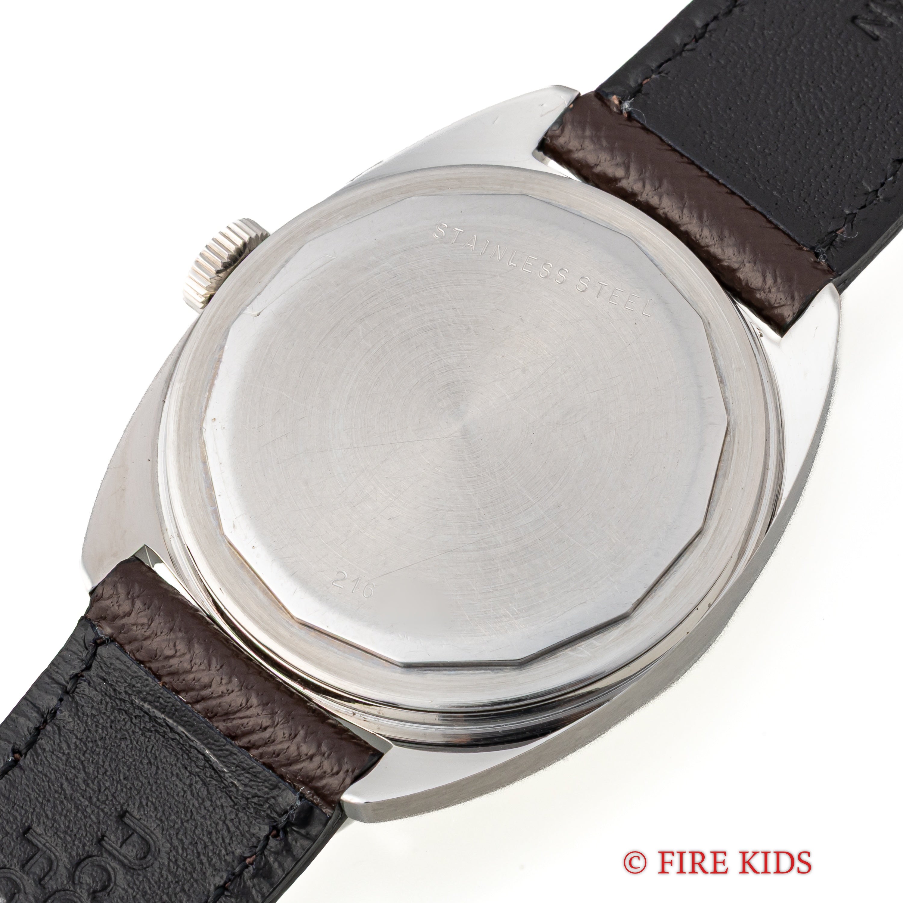 IWC トノー型 ヨットクラブスタイル 1976年製 Ref.2606 手巻き Cal.89 手巻き お魚リューズ