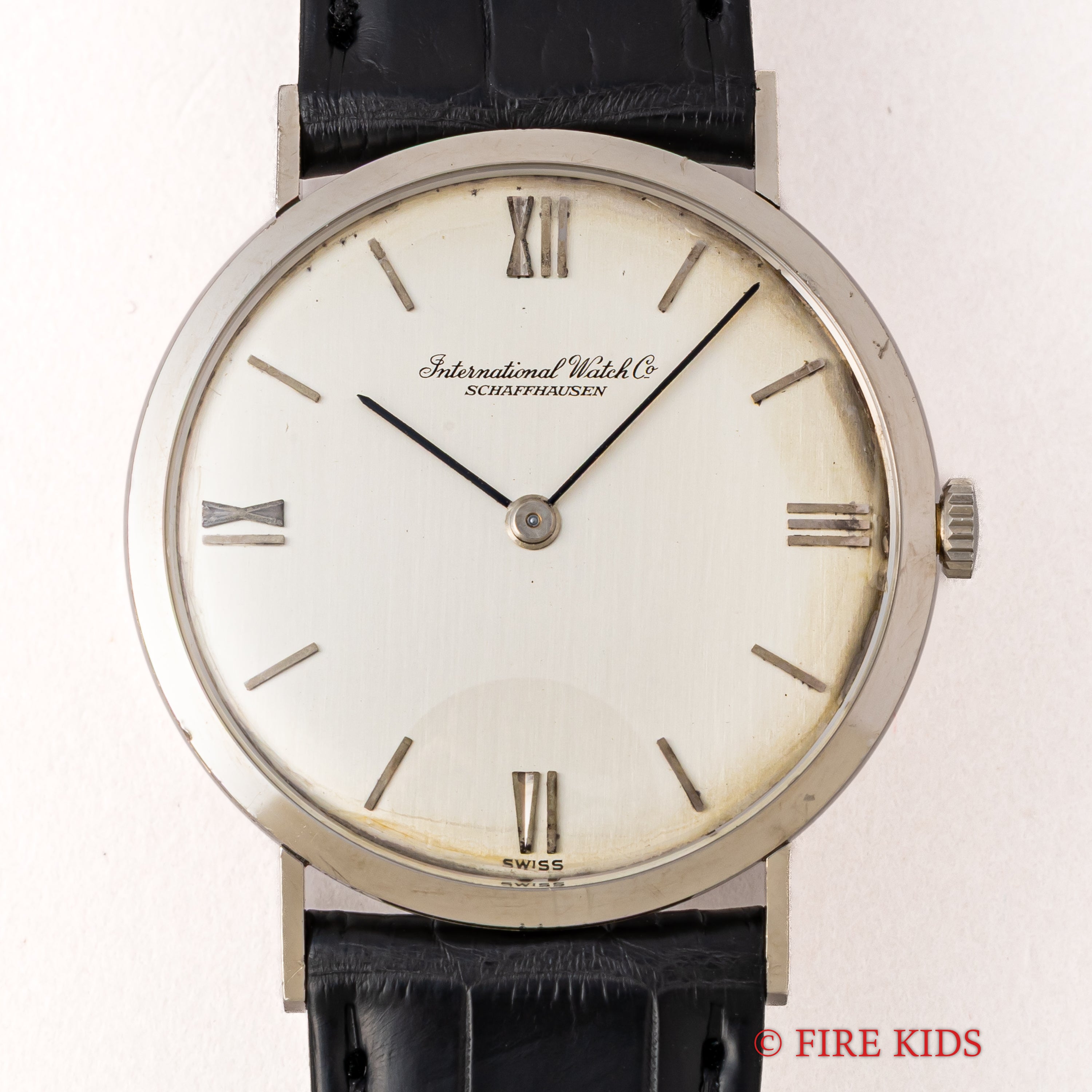 IWC ラウンドケース 1972年製 18金無垢 飛びローマンダイヤル Ref.1220