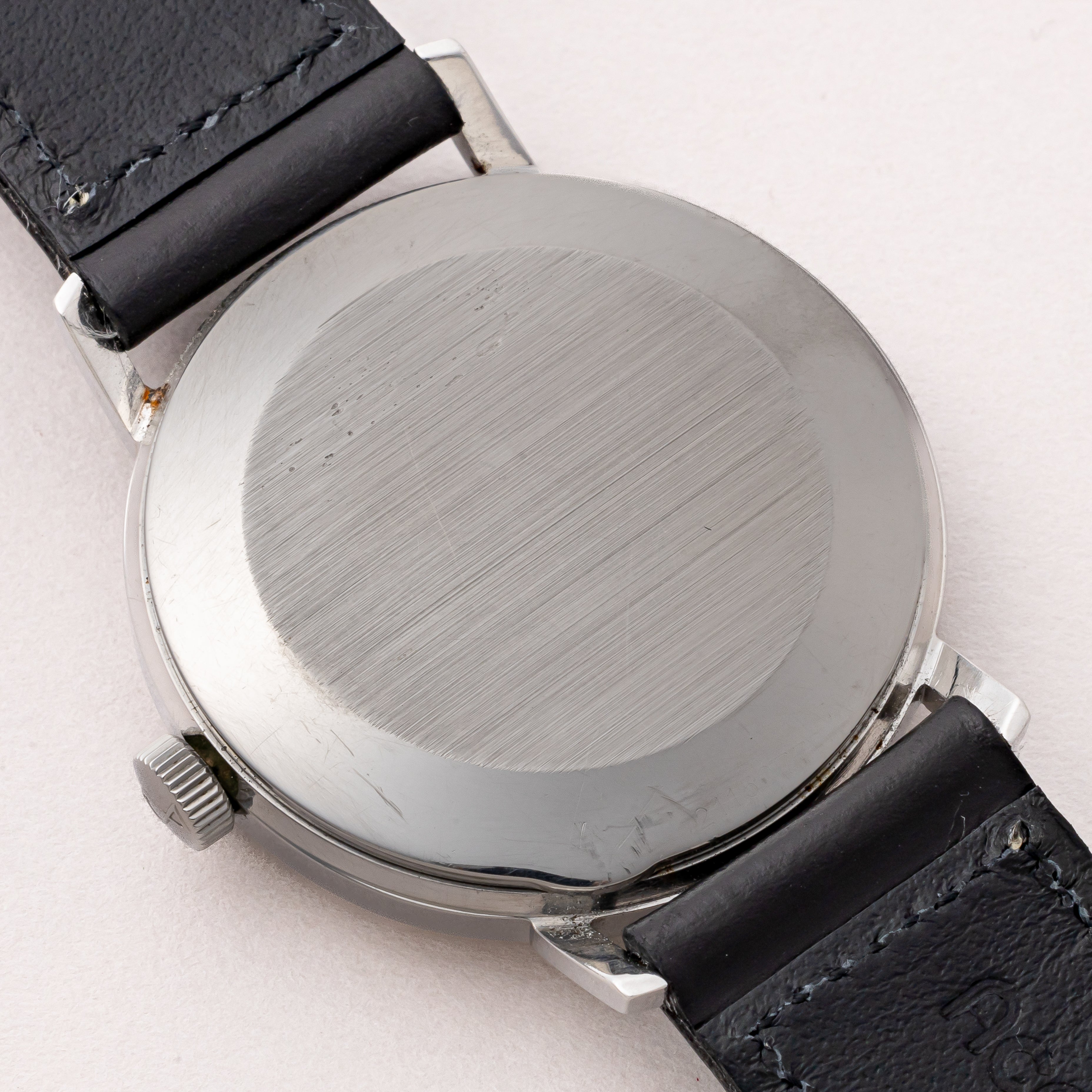 IWC ラウンドケース 1970年製 Ref.1818 手巻き Cal.89 シルバーダイヤル