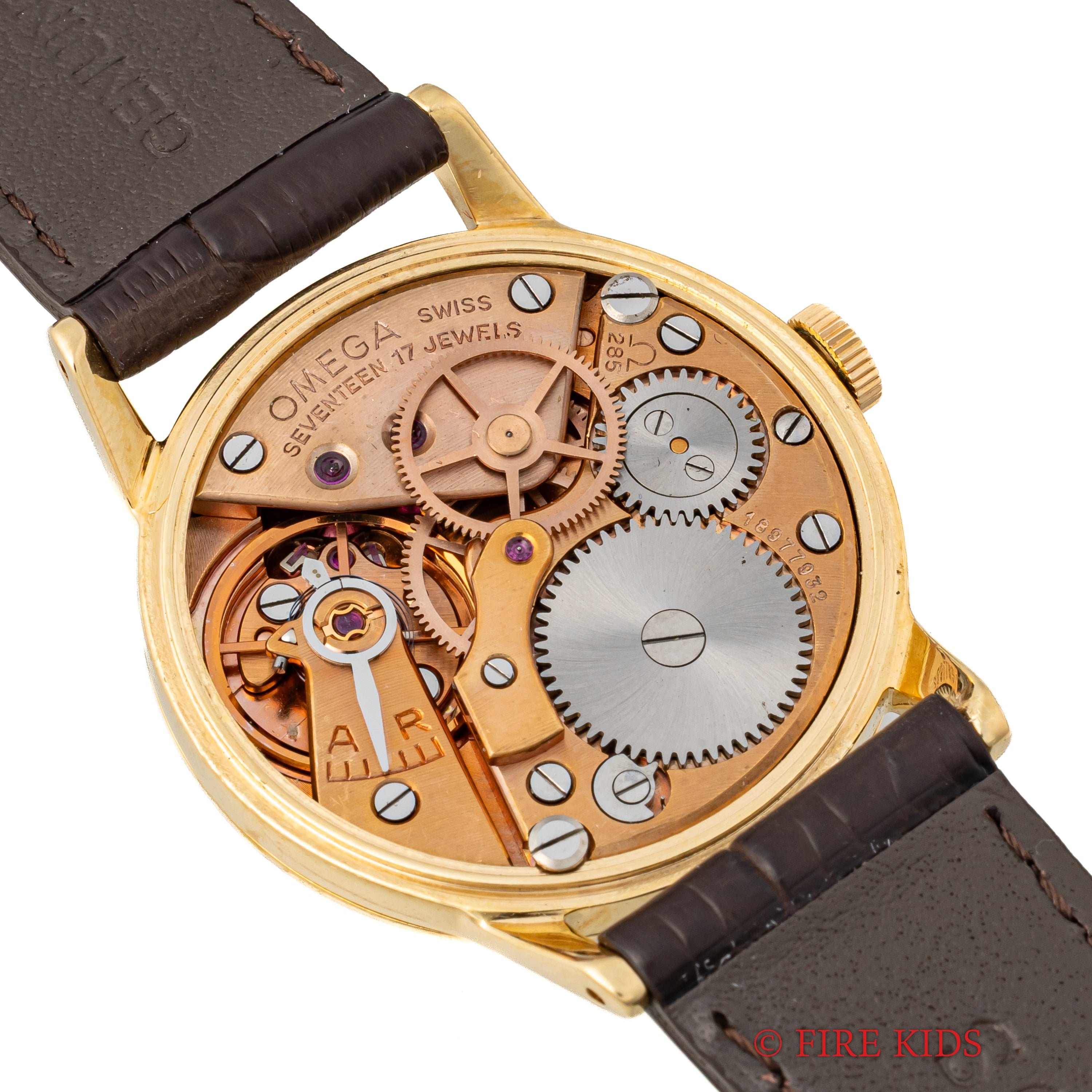 オメガ 30mmキャリバー 1961年製 全アラビア Cal.285 USケース 18金イエローゴールド