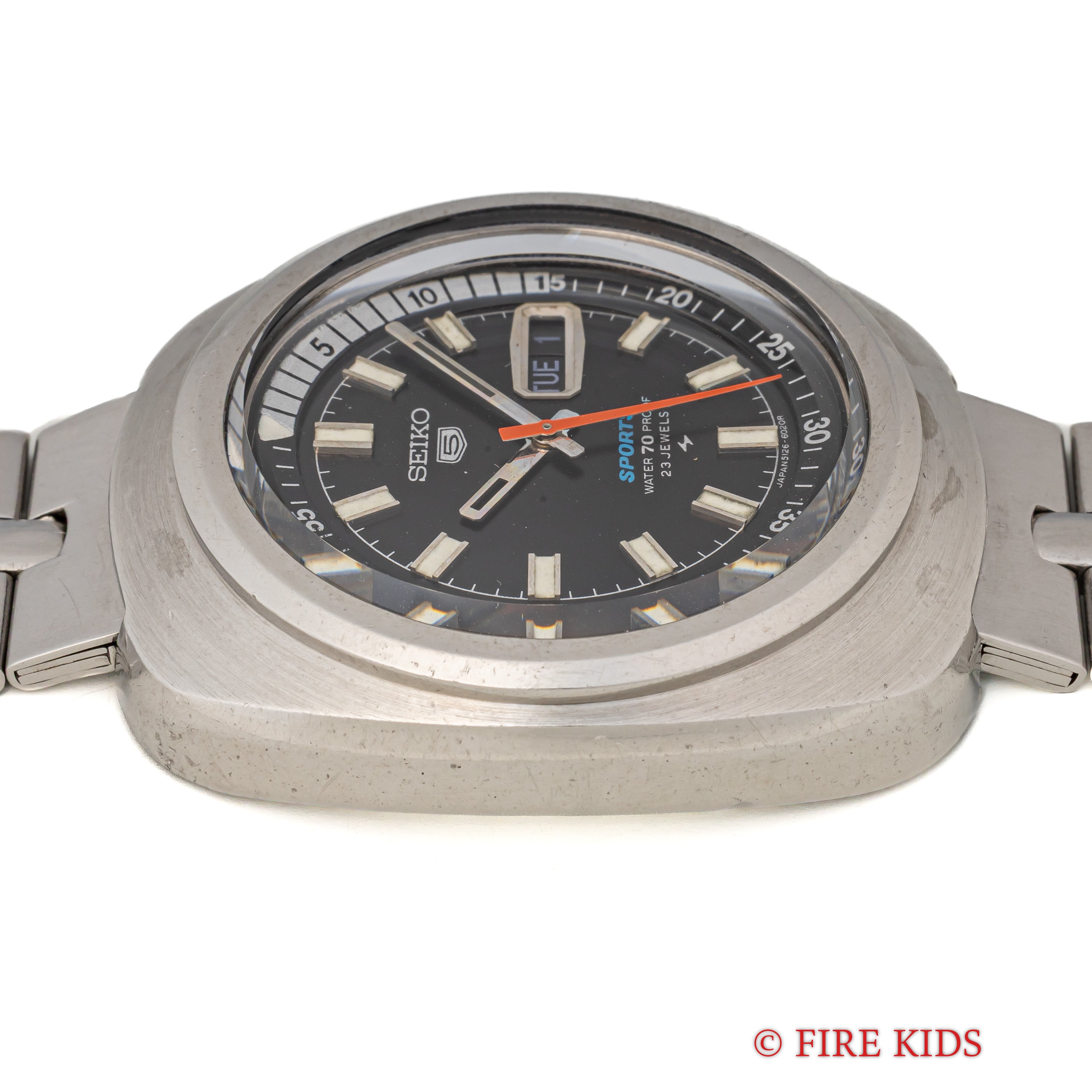 セイコー 5スポーツ 1969年製 インナー回転ベゼル デイデイト自動巻 純正ブレス