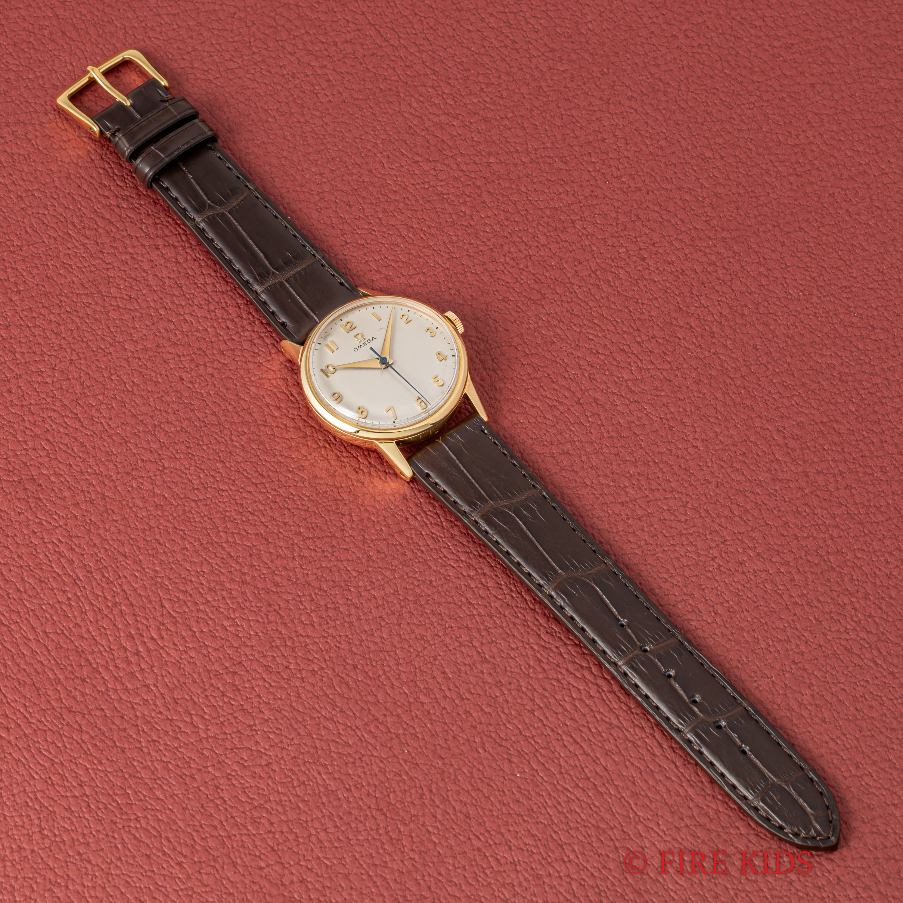 オメガ 30mmキャリバー 1961年製 全アラビア Cal.285 USケース 18金イエローゴールド