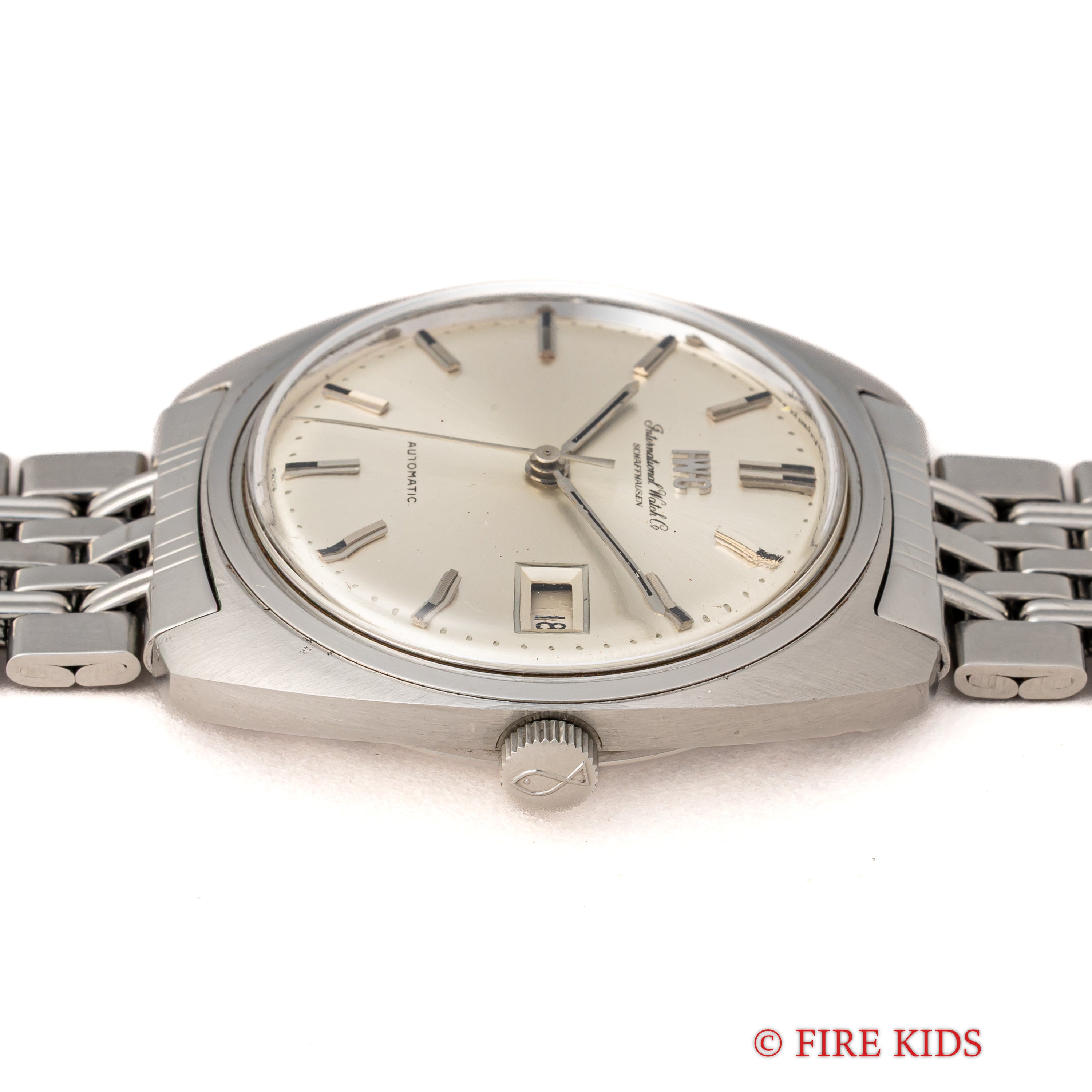 IWC トノーケース ゲイフレアブレス付き 1970年製 Ref.819A Cal.8541B