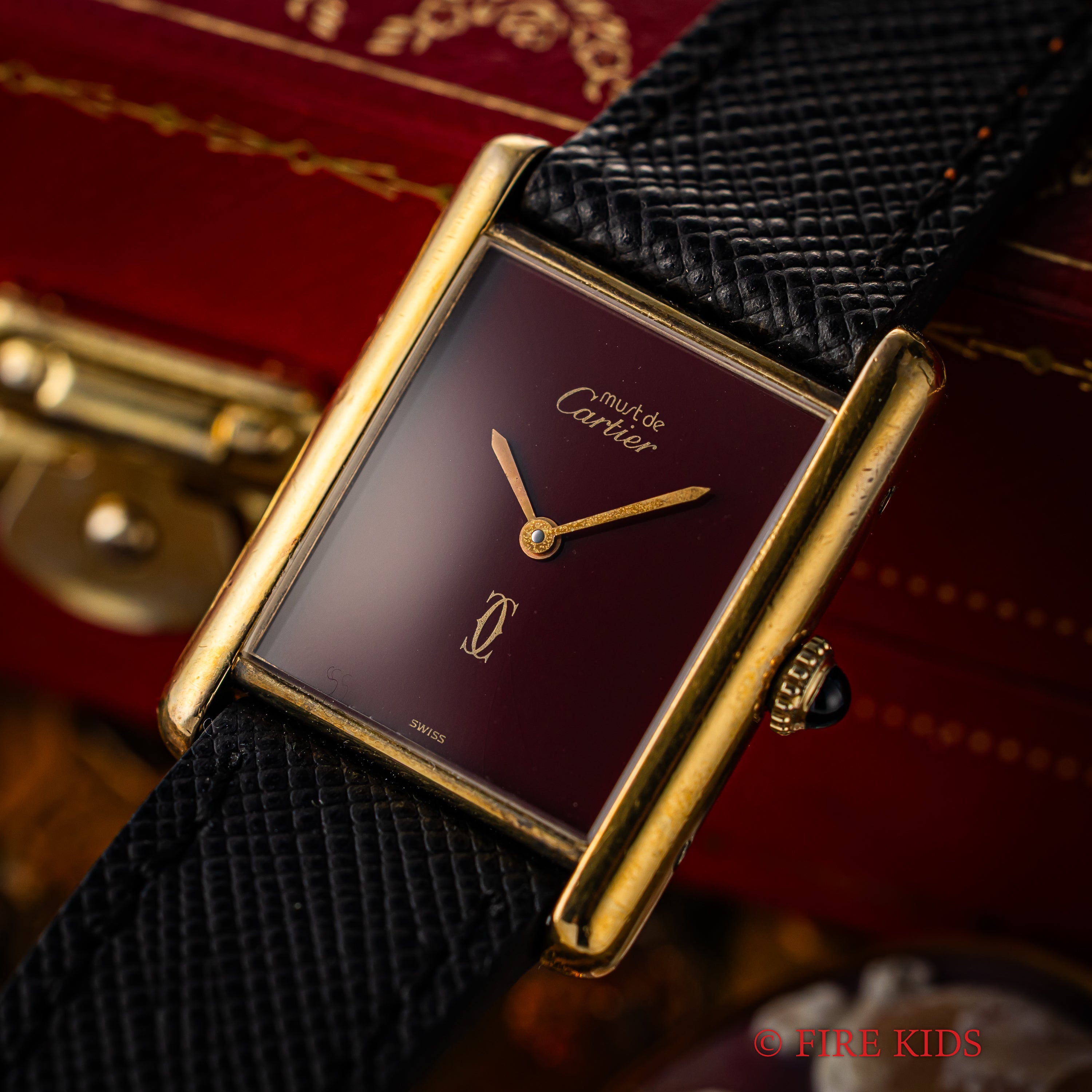 カルティエ マストタンク 1980年代製 LMサイズ 手巻き ガーネットダイヤル