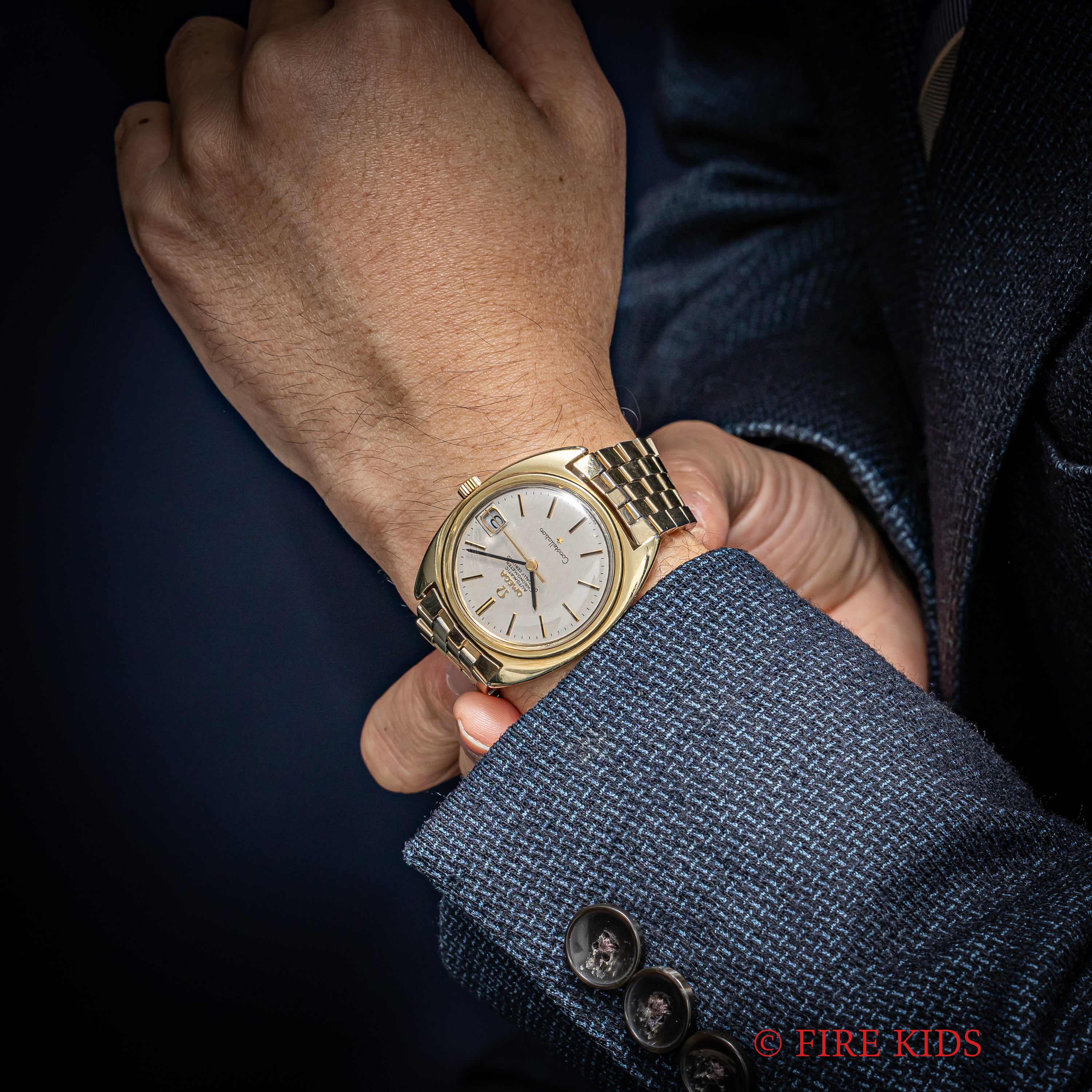 オメガ コンステレーション 1968年製 トップゴールドケース リネンダイヤル ジェンタデザイン 自動巻クロノメーター 純正ブレス